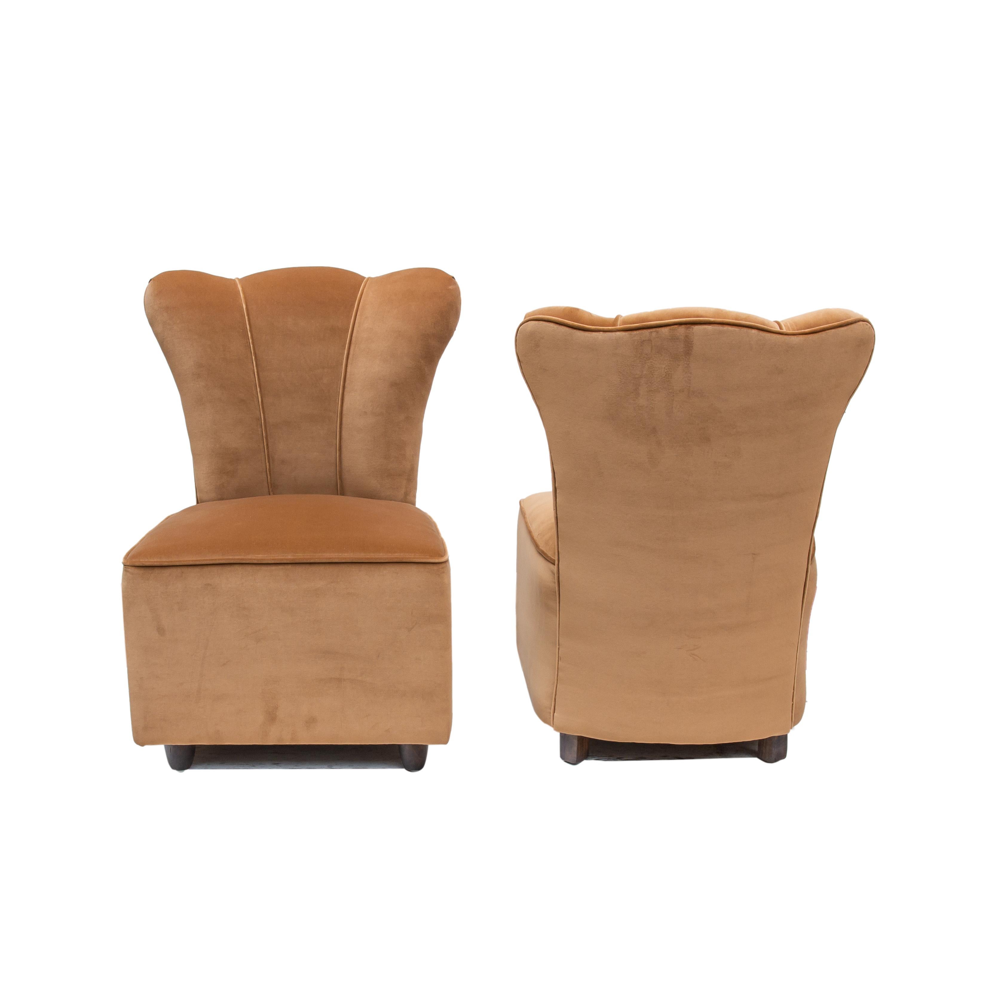 Pair of 1950s Italian Design Side Chairs Upholstered Sand Beige Colour Velvet 5