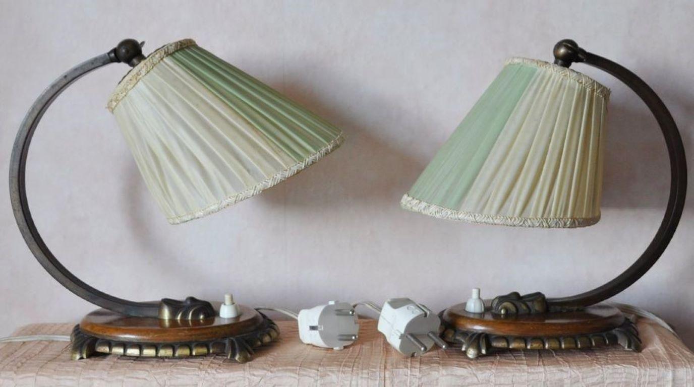 Paire de lampes de table suédoises à bras réglable en laiton avec abat-jour plissé, années 1950 en vente 4