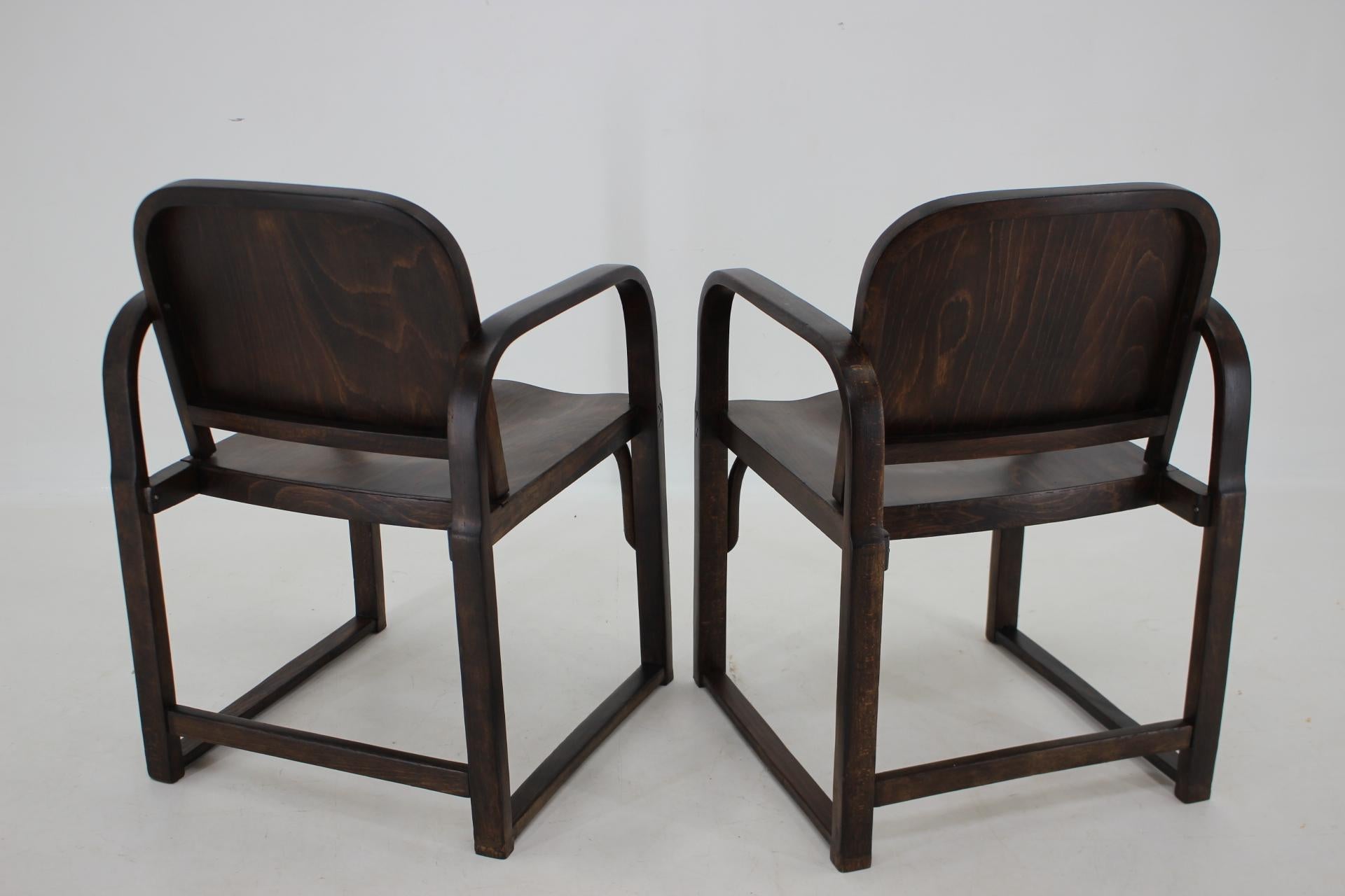 1930s Pair of Thonet Bentwood Armchairs A745 by Tatra, Czechoslovakia For Sale 2