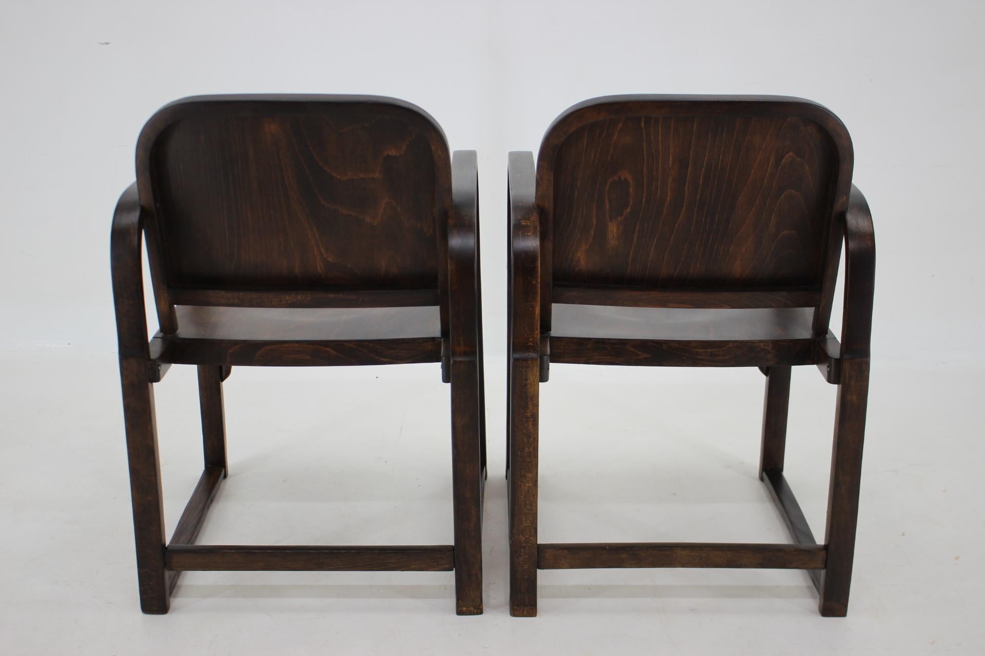1930s Pair of Thonet Bentwood Armchairs A745 by Tatra, Czechoslovakia For Sale 1