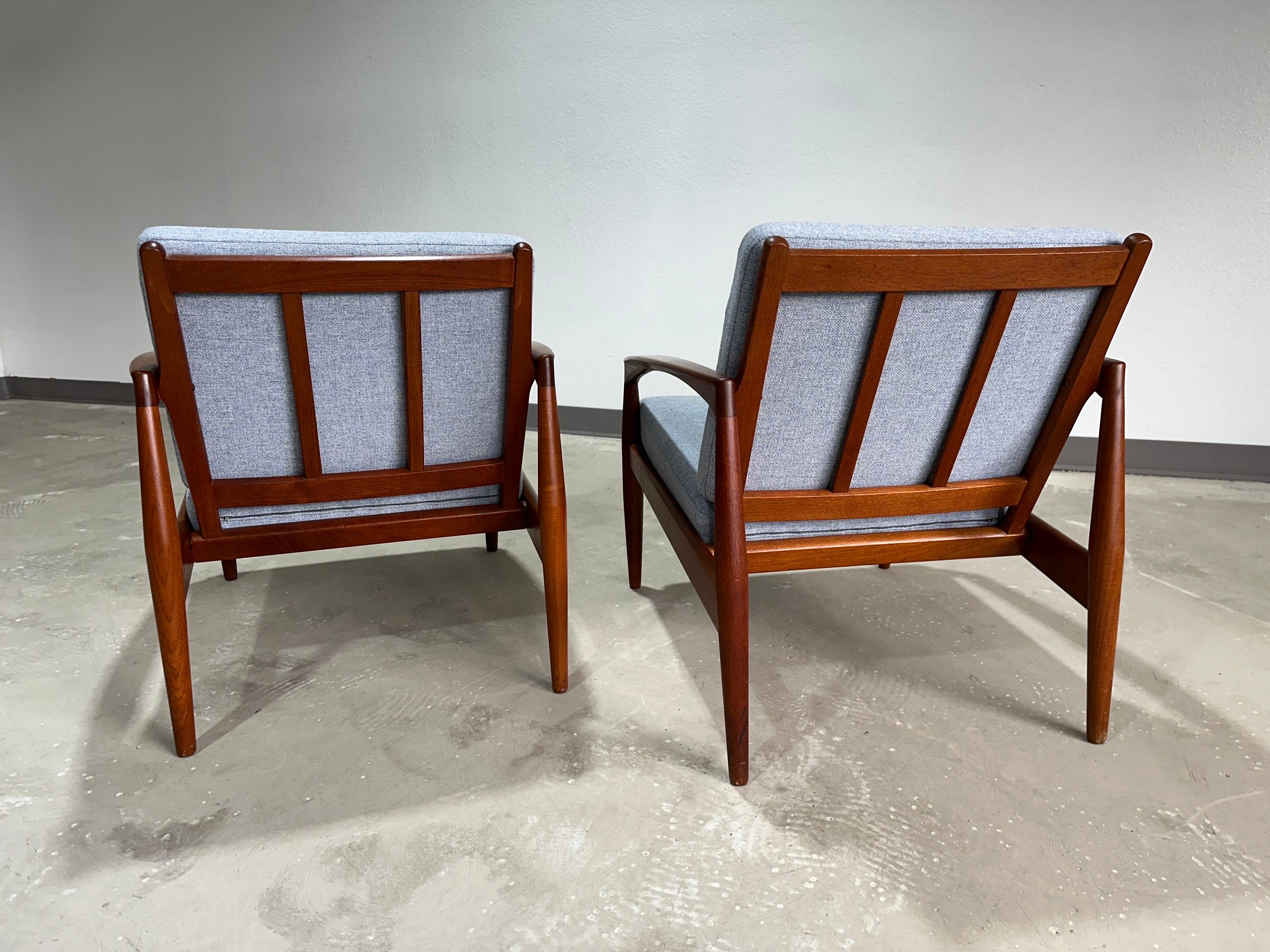 1950s Pair of Teak Kai Kristiansen Paper Knife Lounge Chairs In Good Condition In Lutz, FL
