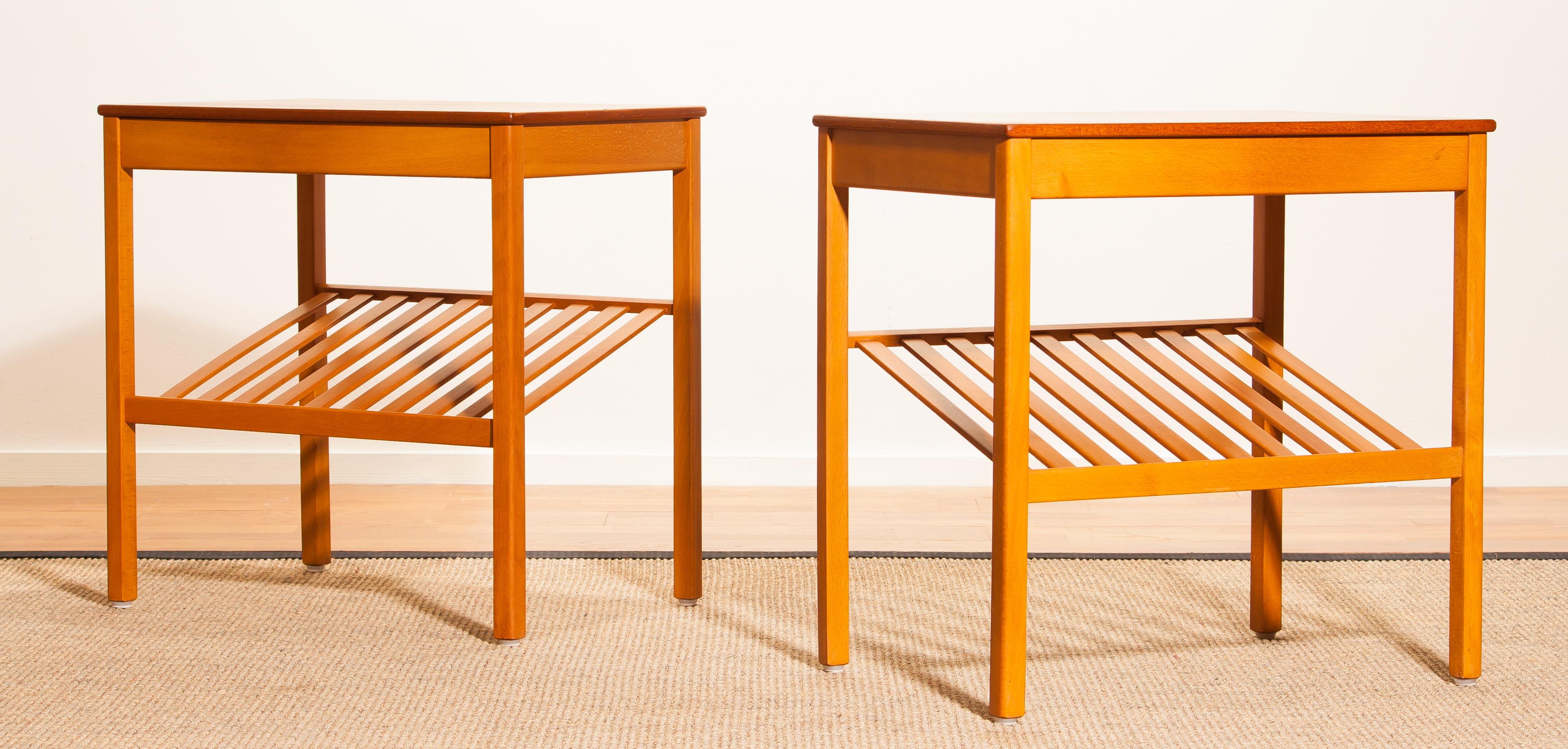 Beautiful pair of large nightstands, side tables designed by Jean Huber for Tingstroms - Bra Bohag, Sweden.
These bedside tables are made of teak and have a drawer and a magazine rack.
They are in wonderful condition.
Period, 1950s
Dimensions: H