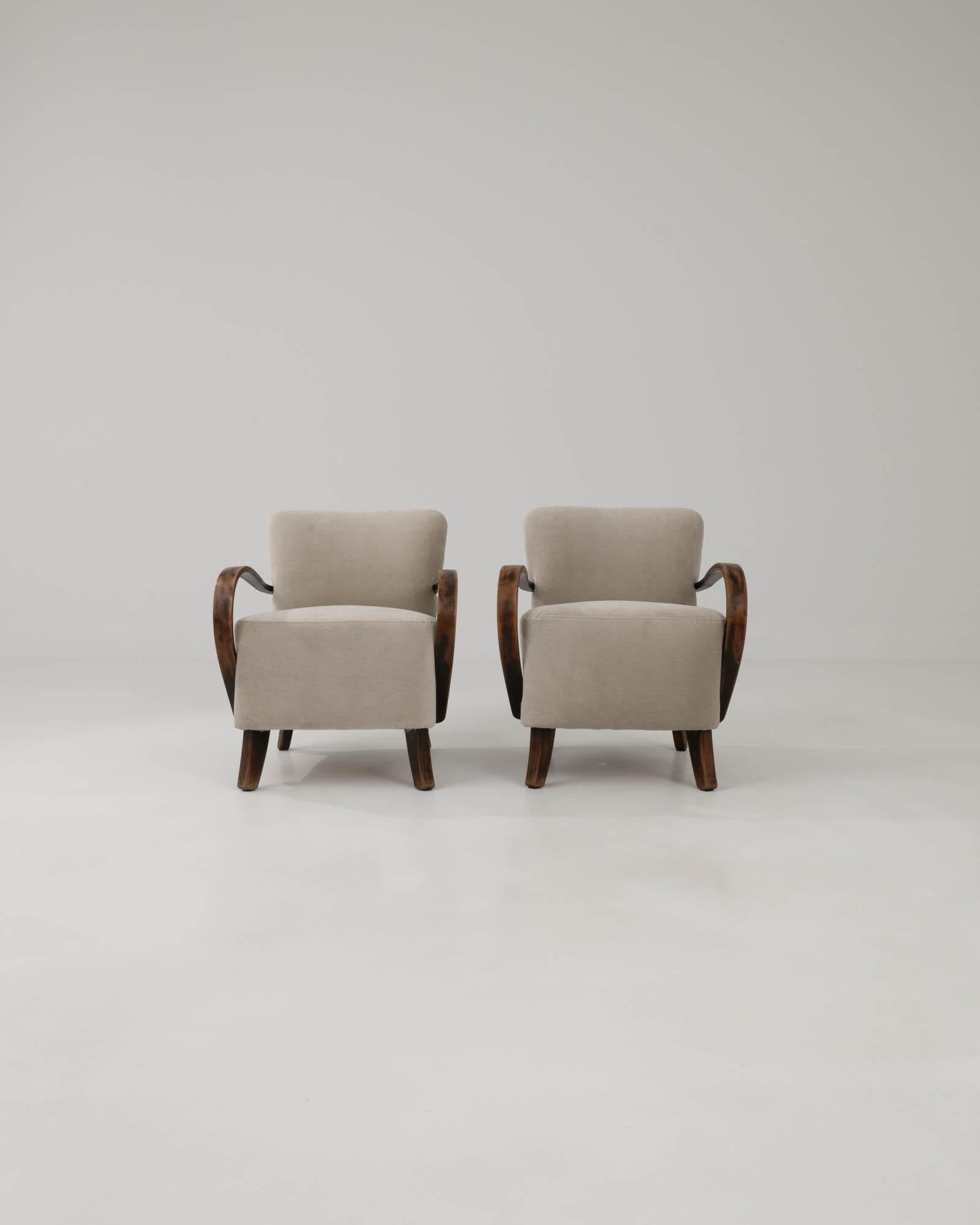 Czech 1950s Pair Of Upholstered Armchairs By J. Halabala