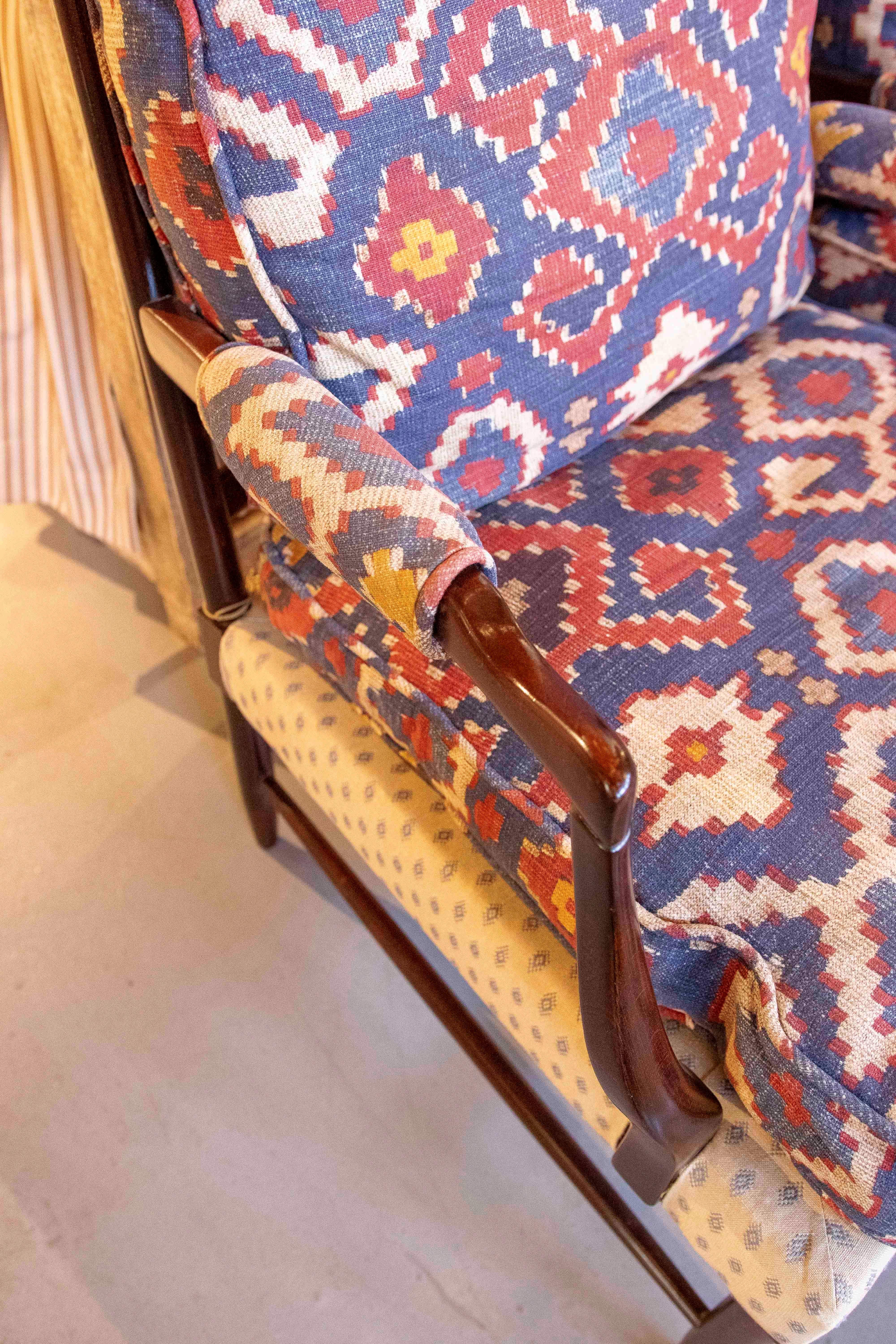 1950s Pair of Vintage Armchairs with Ethnic Upholstery For Sale 7