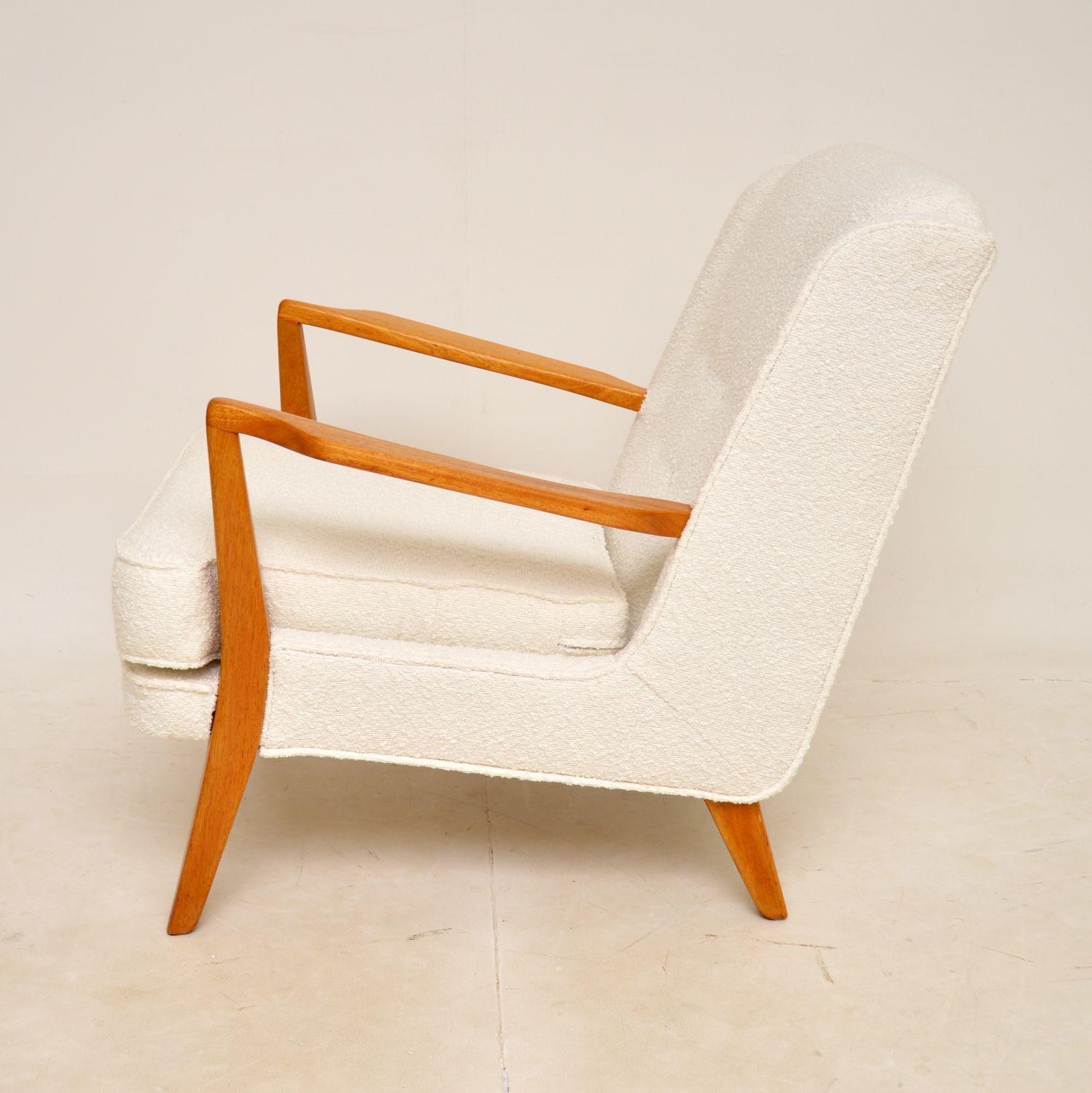 Bouclé Paire de fauteuils G-Plan des années 1950 en vente