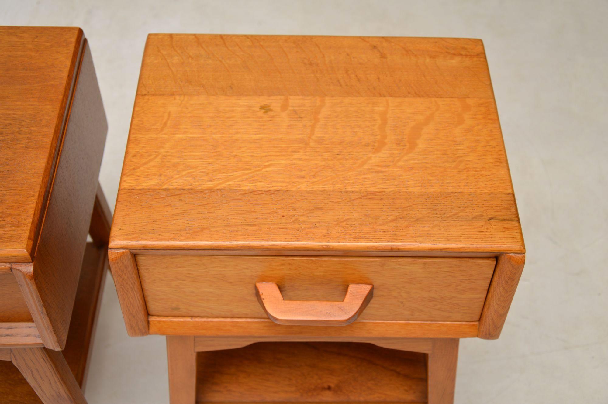 Mid-20th Century 1950s Pair of Vintage Oak Bedside Tables