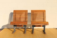 Pareja de bancos vintage de listones de roble, años 50, de Falcon