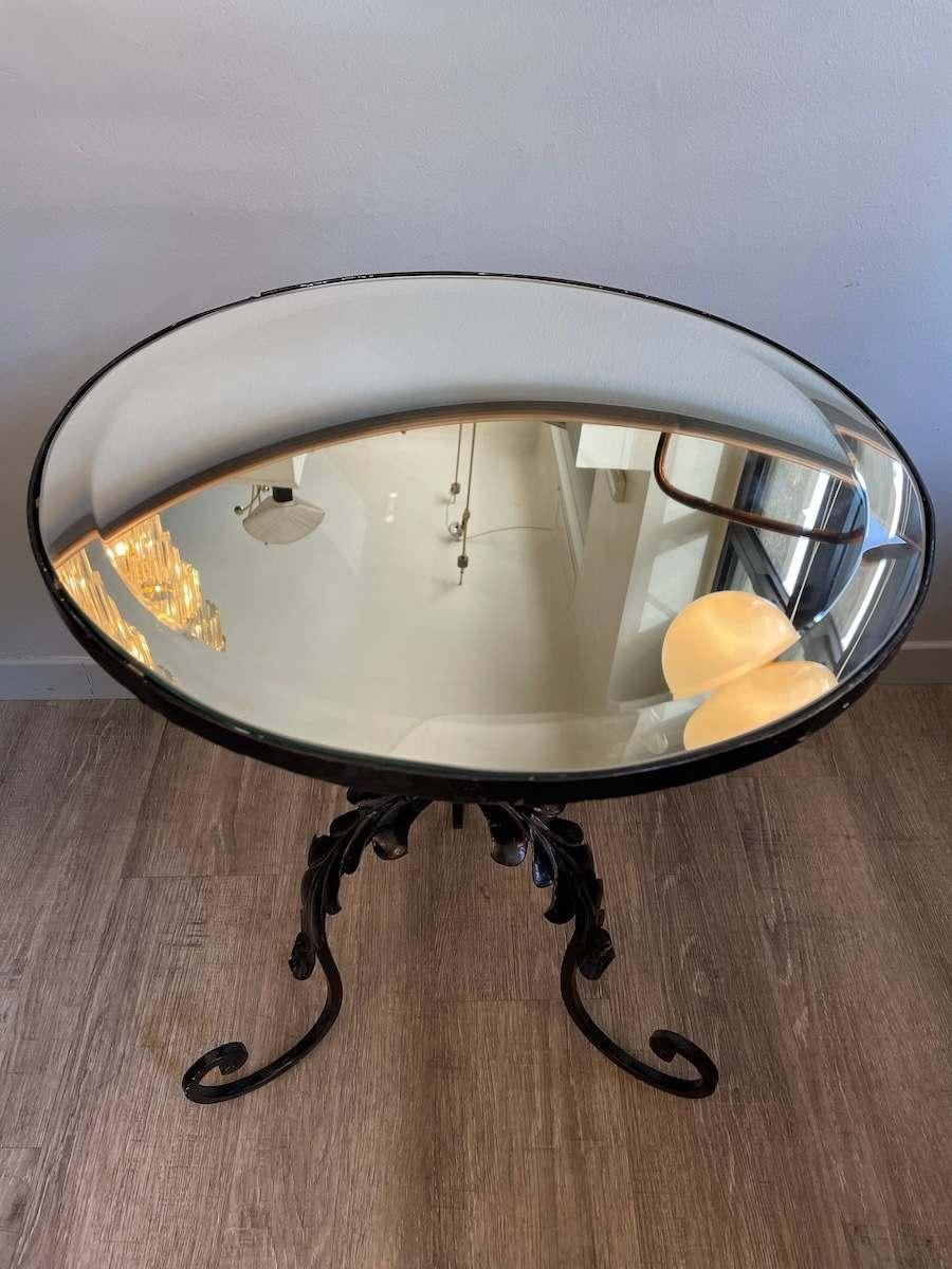 Paire de tables basses en fer forgé des années 1950 avec dessus en miroir en vente 9