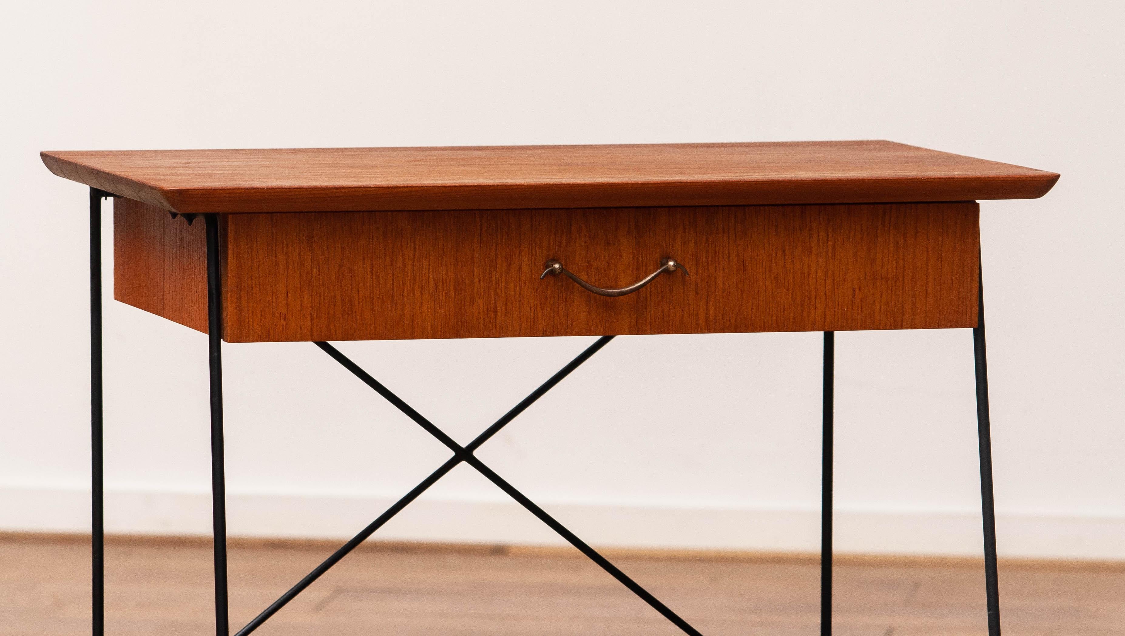 1950s, Pair Teak and Metal Wire Gullberg Style Nightstands Bedside Tables For Sale 1