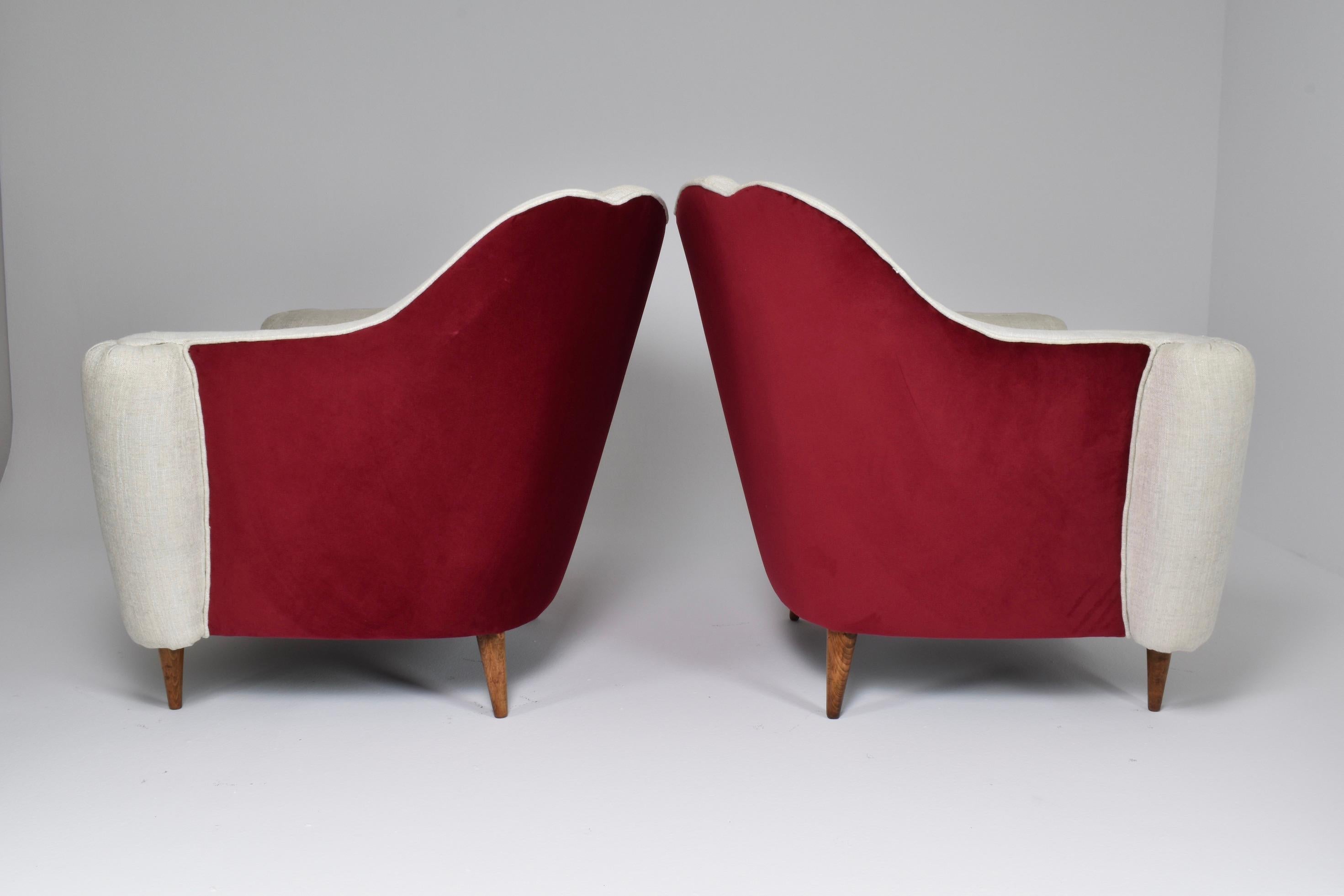 20th Century 1950s Pairs of Restored Italian Armchairs   For Sale