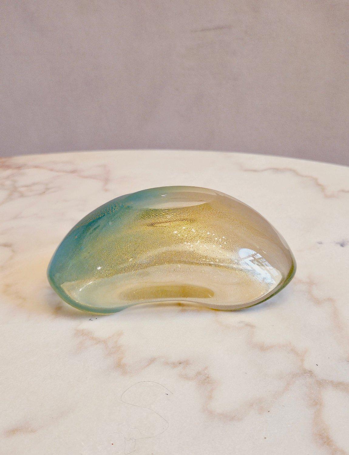 1950s Pale Gold & Green Murano Glass Bowl In Good Condition In Florence, Tuscany