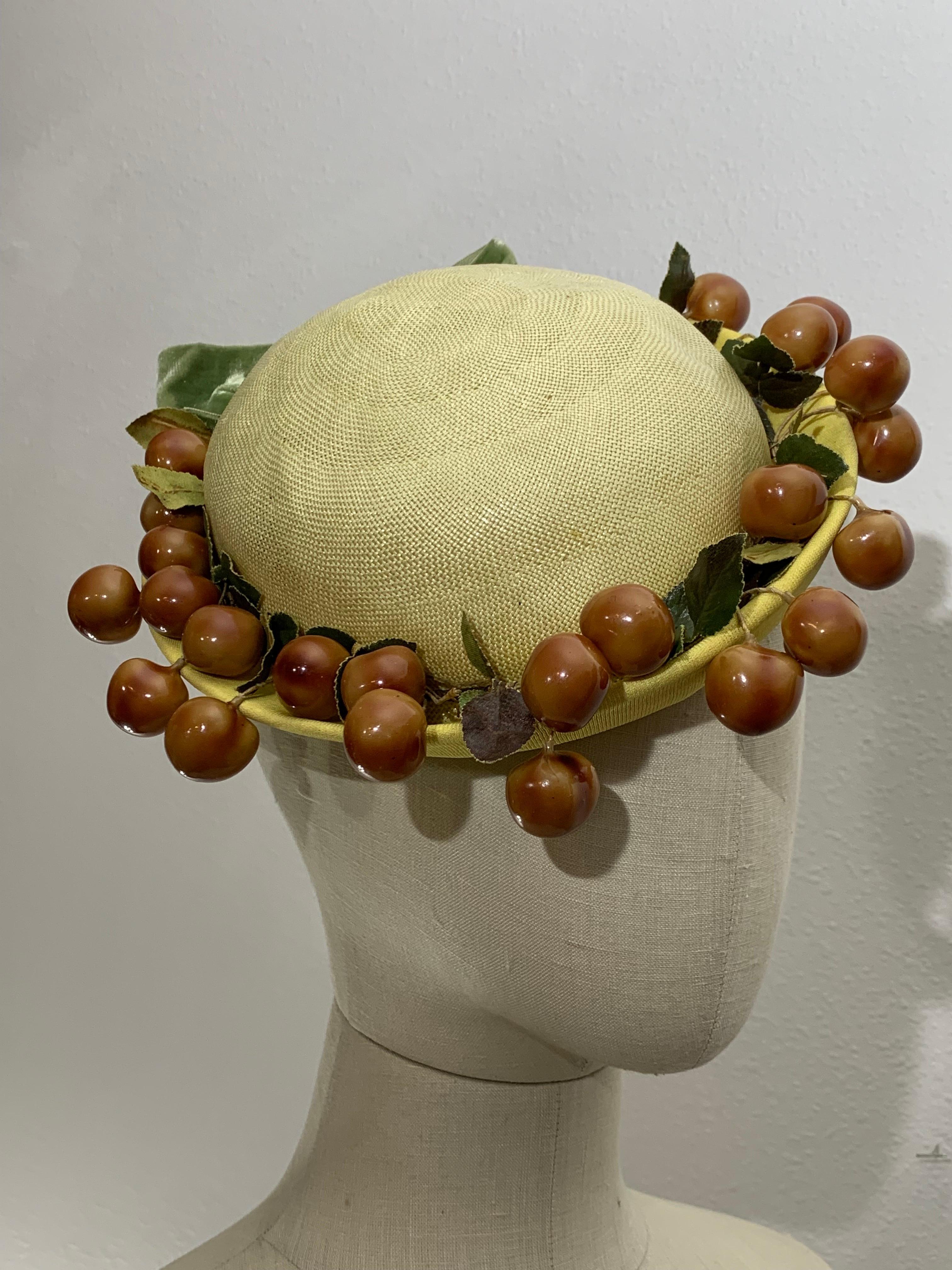 1950s Pale Yellow Straw Boater Hat w/ Olive Green Bow & Glossy Cherries At Brim In Excellent Condition For Sale In Gresham, OR
