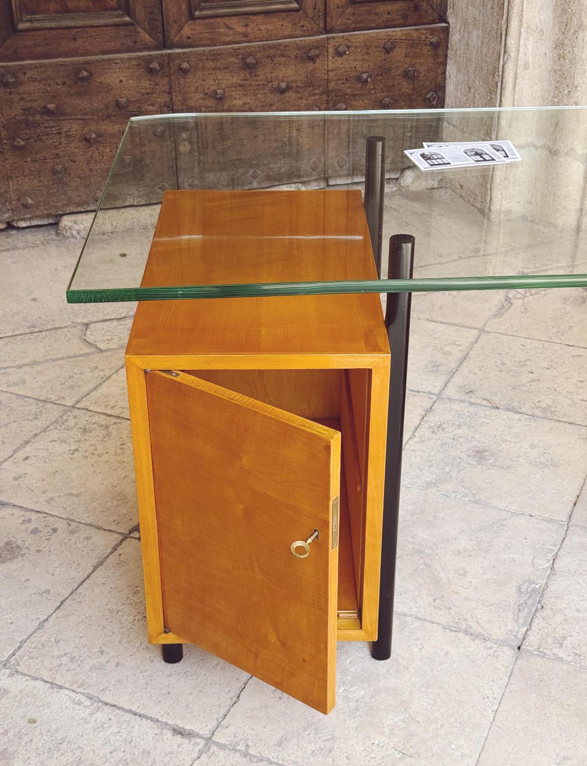 1950s 'Palermo' Desk by G. Caccamo Mobili For Sale 7