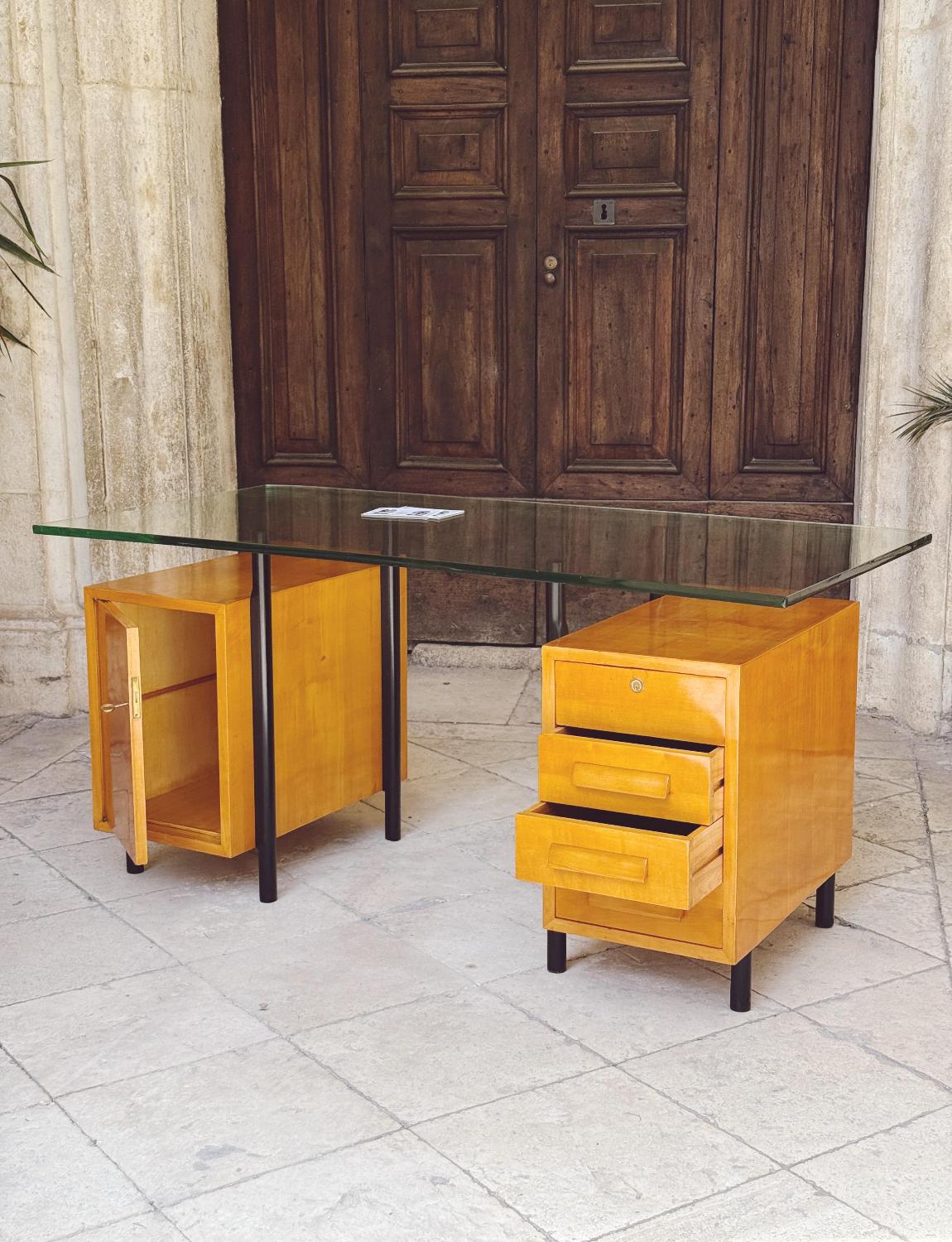 1950s 'Palermo' Desk by G. Caccamo Mobili For Sale 3