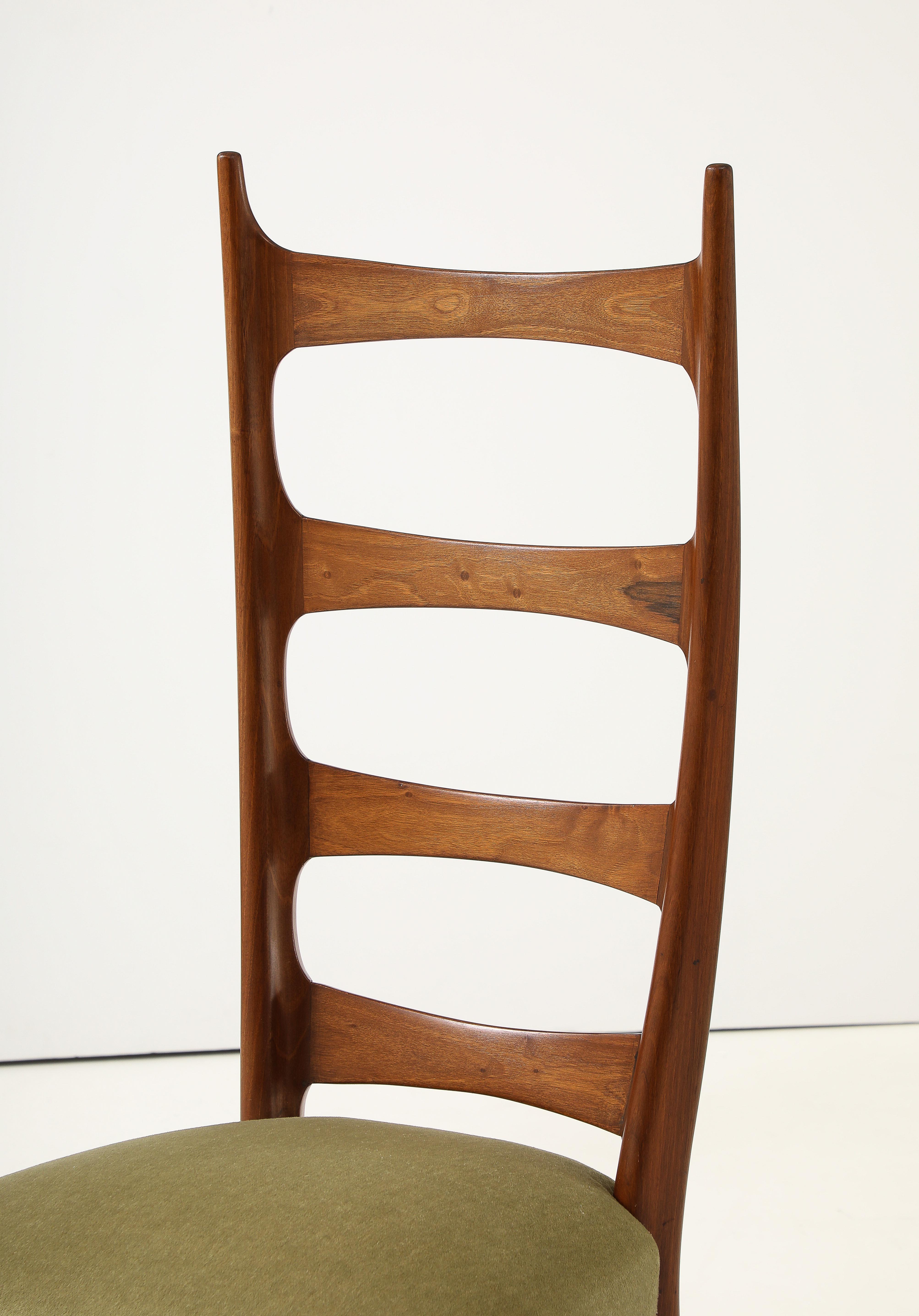 1950's Paolo Buffa Hohe Rückenlehne Stühle im Angebot 3