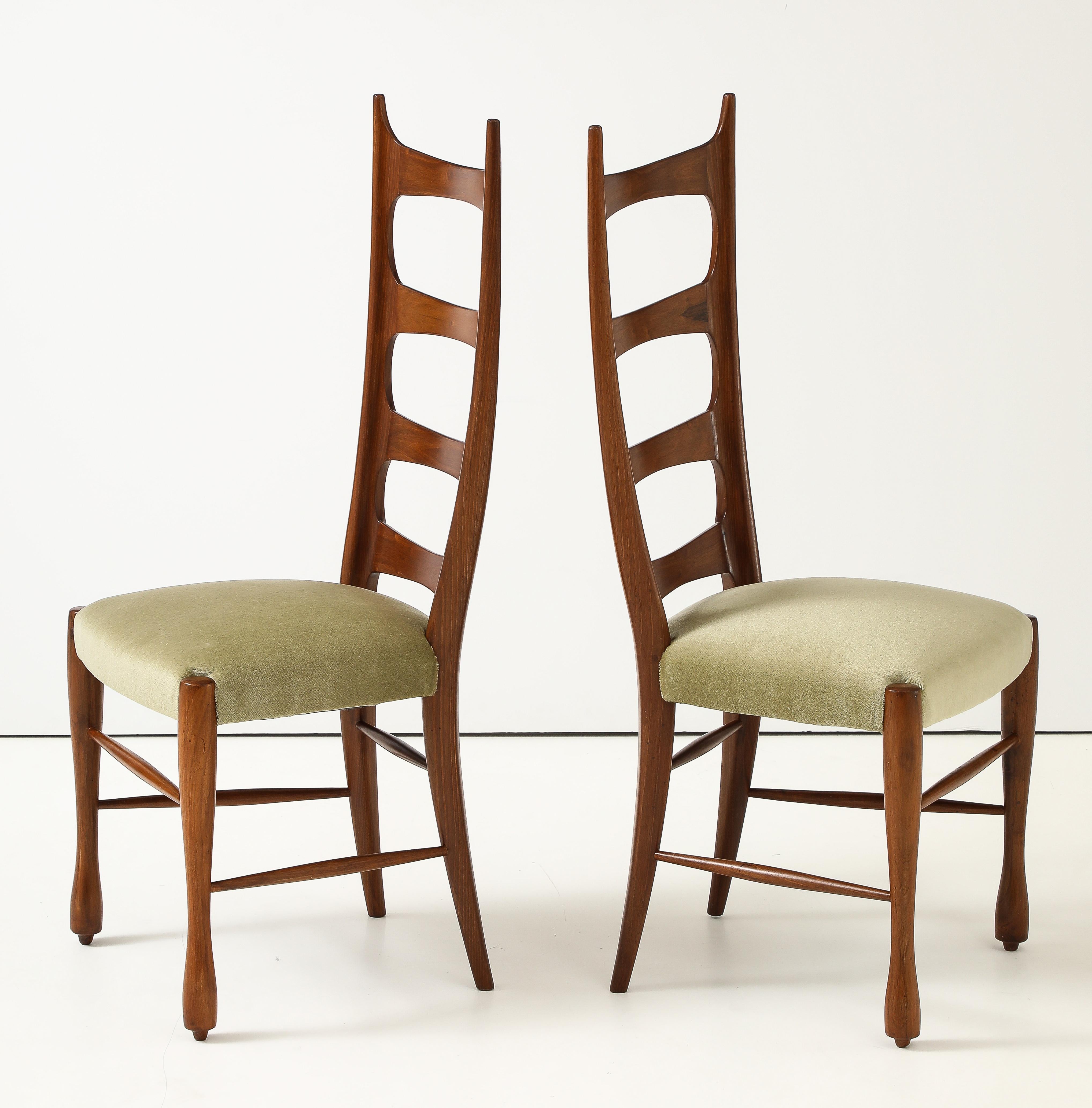 1950's Paolo Buffa Hohe Rückenlehne Stühle im Angebot 5