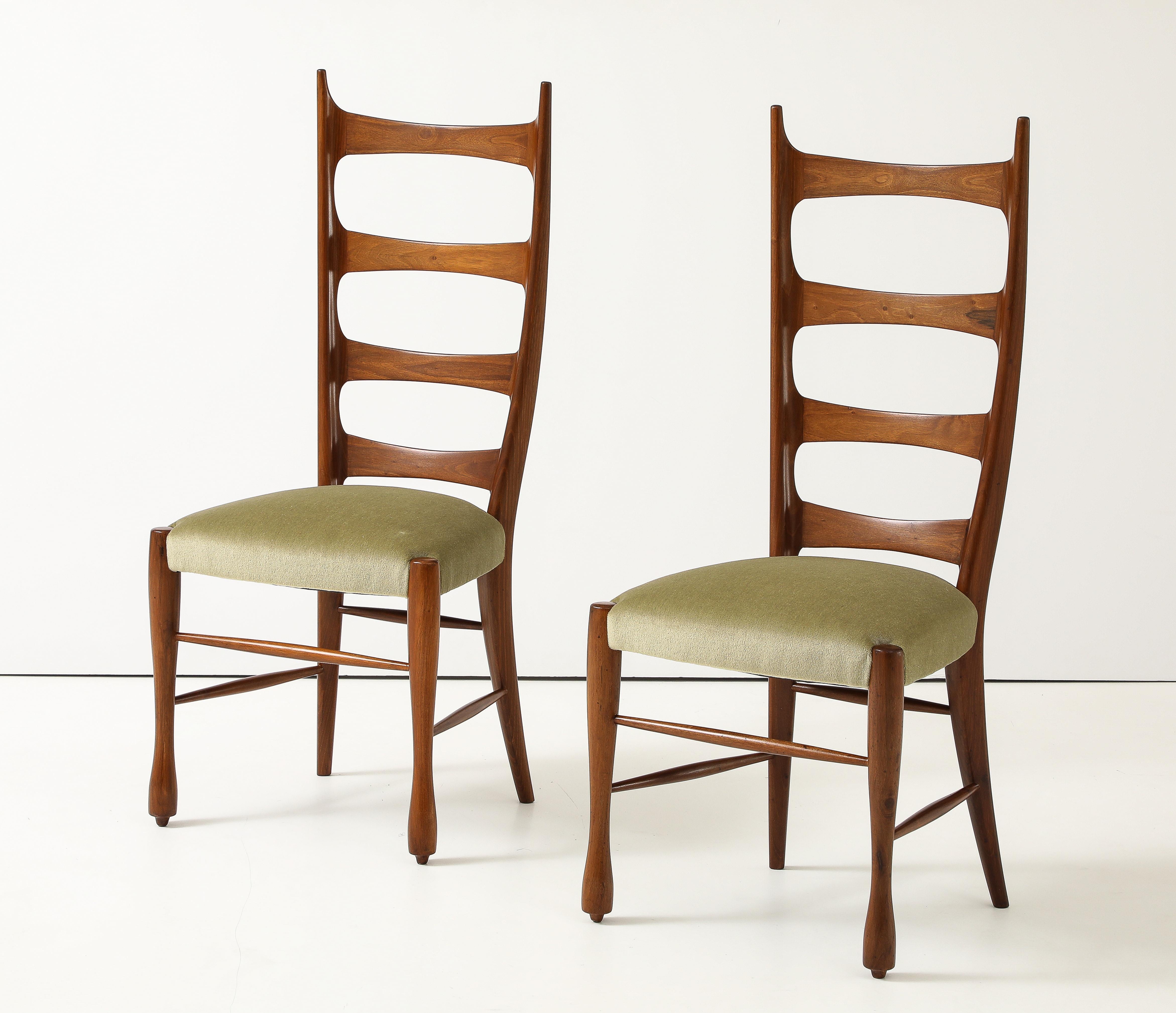 1950's Paolo Buffa Hohe Rückenlehne Stühle (Italienisch) im Angebot
