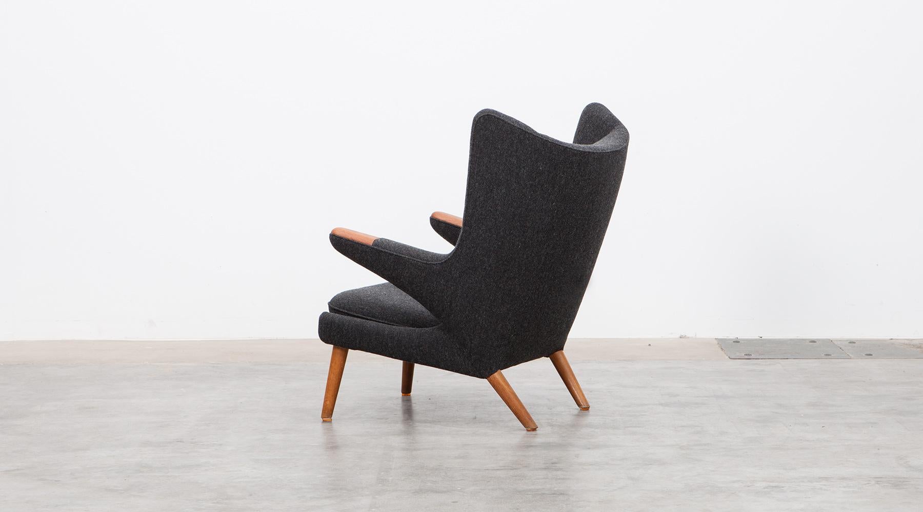 1950s Papa Bear Chair by Hans Wegner 'e' In Excellent Condition In Frankfurt, Hessen, DE