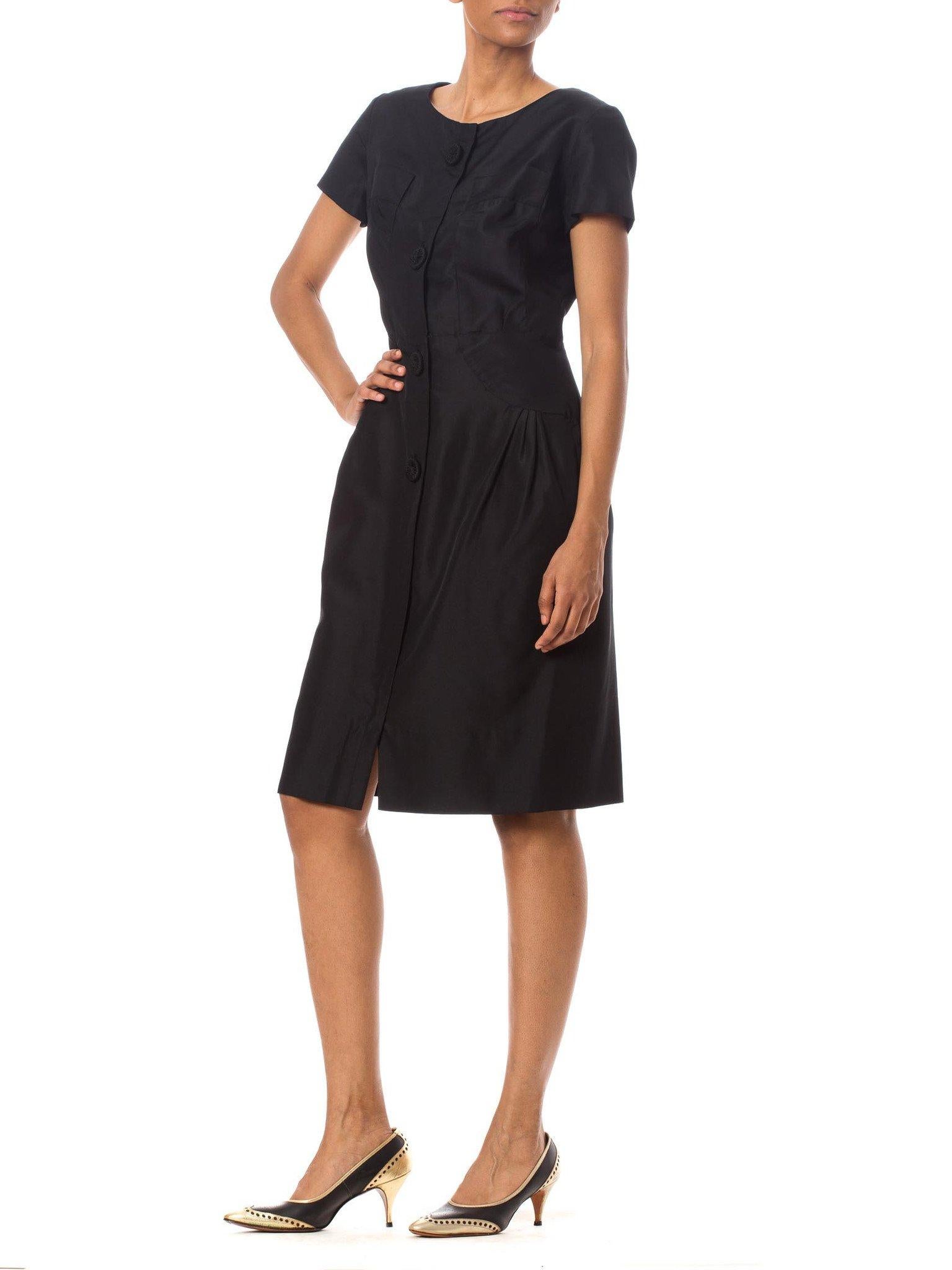 Donna Abito LBD 1950S PARNES FEINSTEIN in Faille di seta nero a maniche corte e aderente