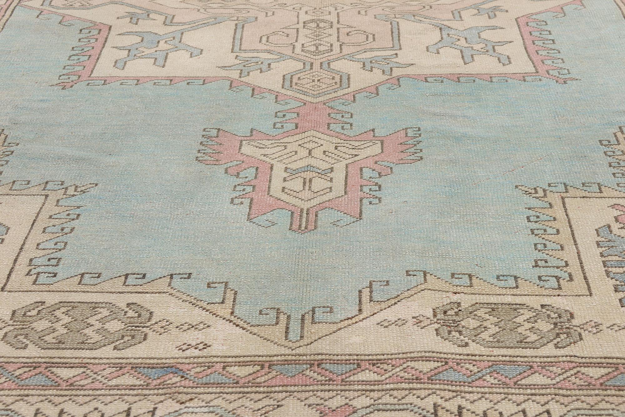 1950's Pastel Turkish Oushak Carpet with Modern Style en Bueno estado para la venta en Dallas, TX