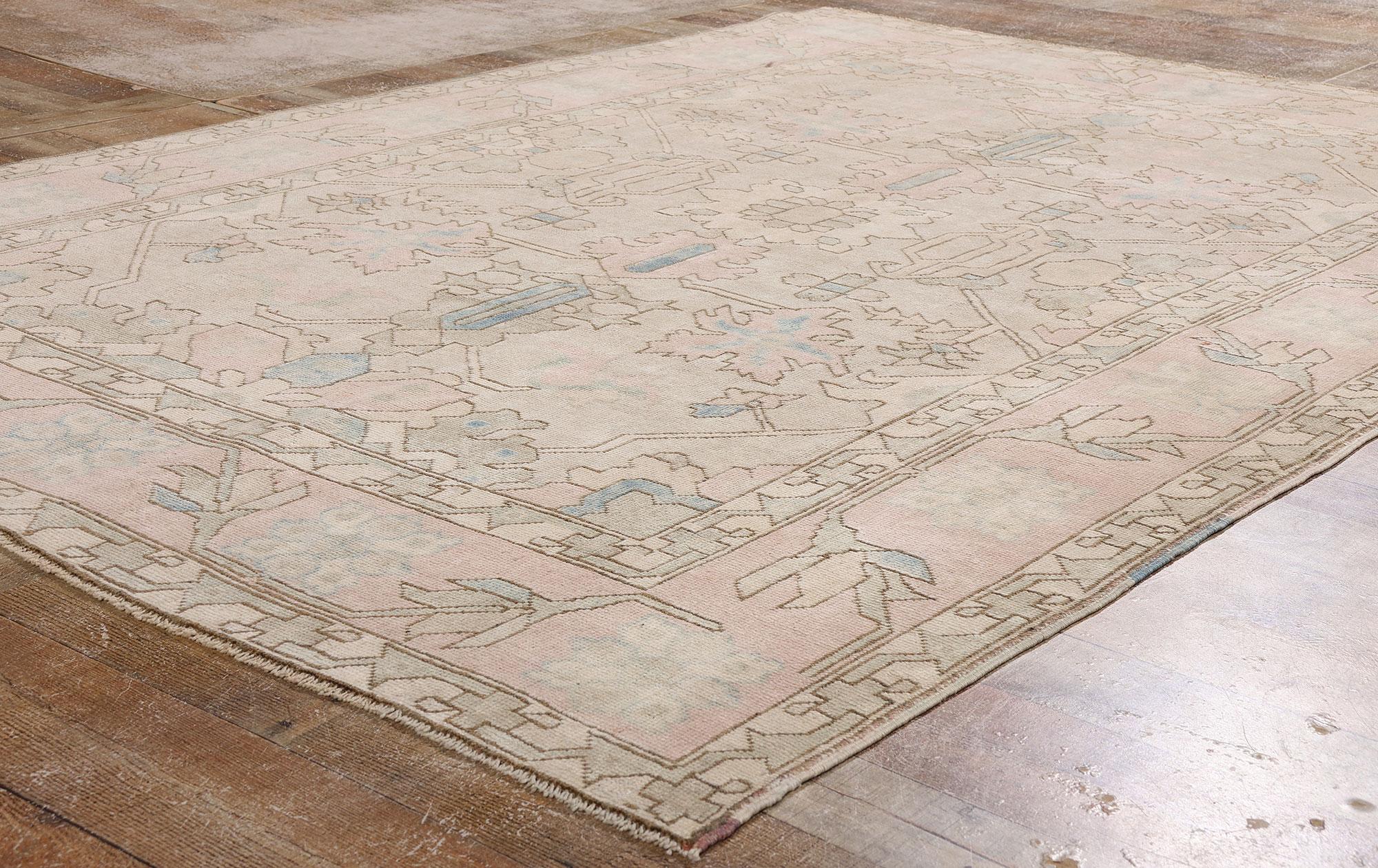 1950's Pastel Turkish Oushak Carpet with Modern Style en venta 1