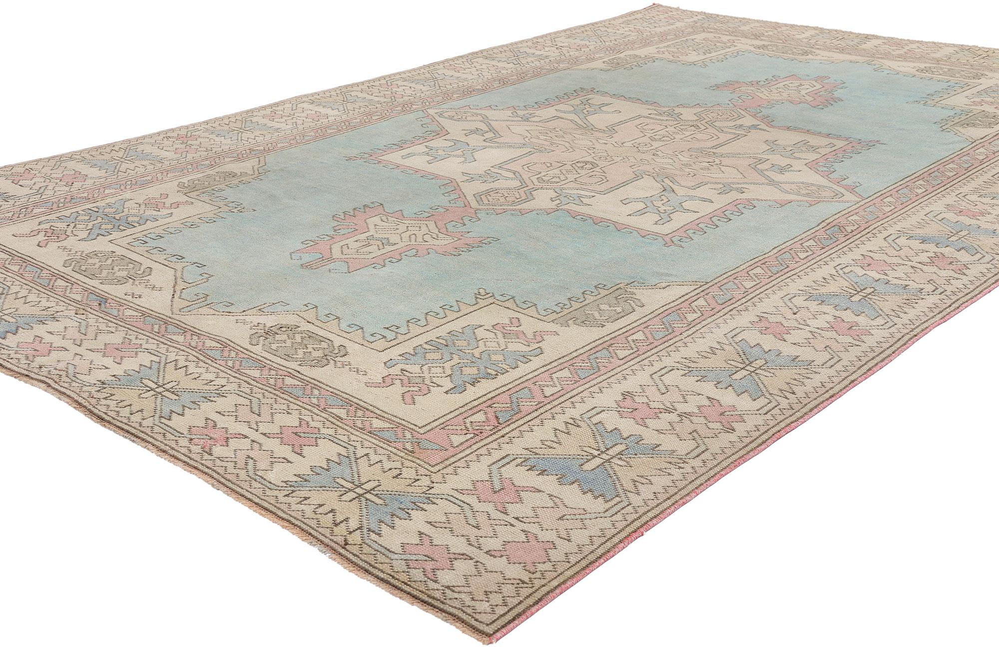 1950's Pastel Turkish Oushak Carpet with Modern Style en venta 2