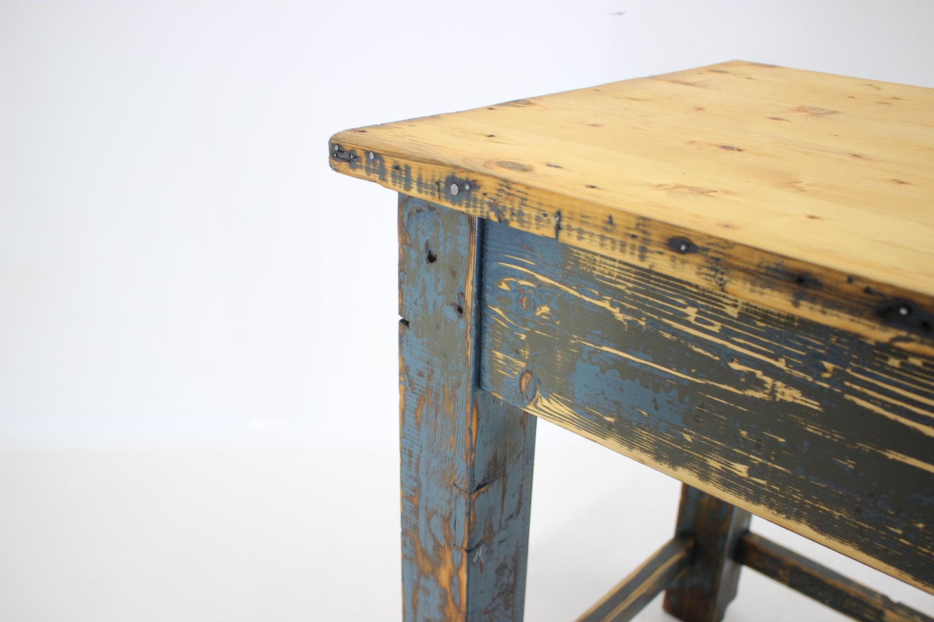 1950s Patinated Pine Tree Wooden Table, Czechoslovakia For Sale 6