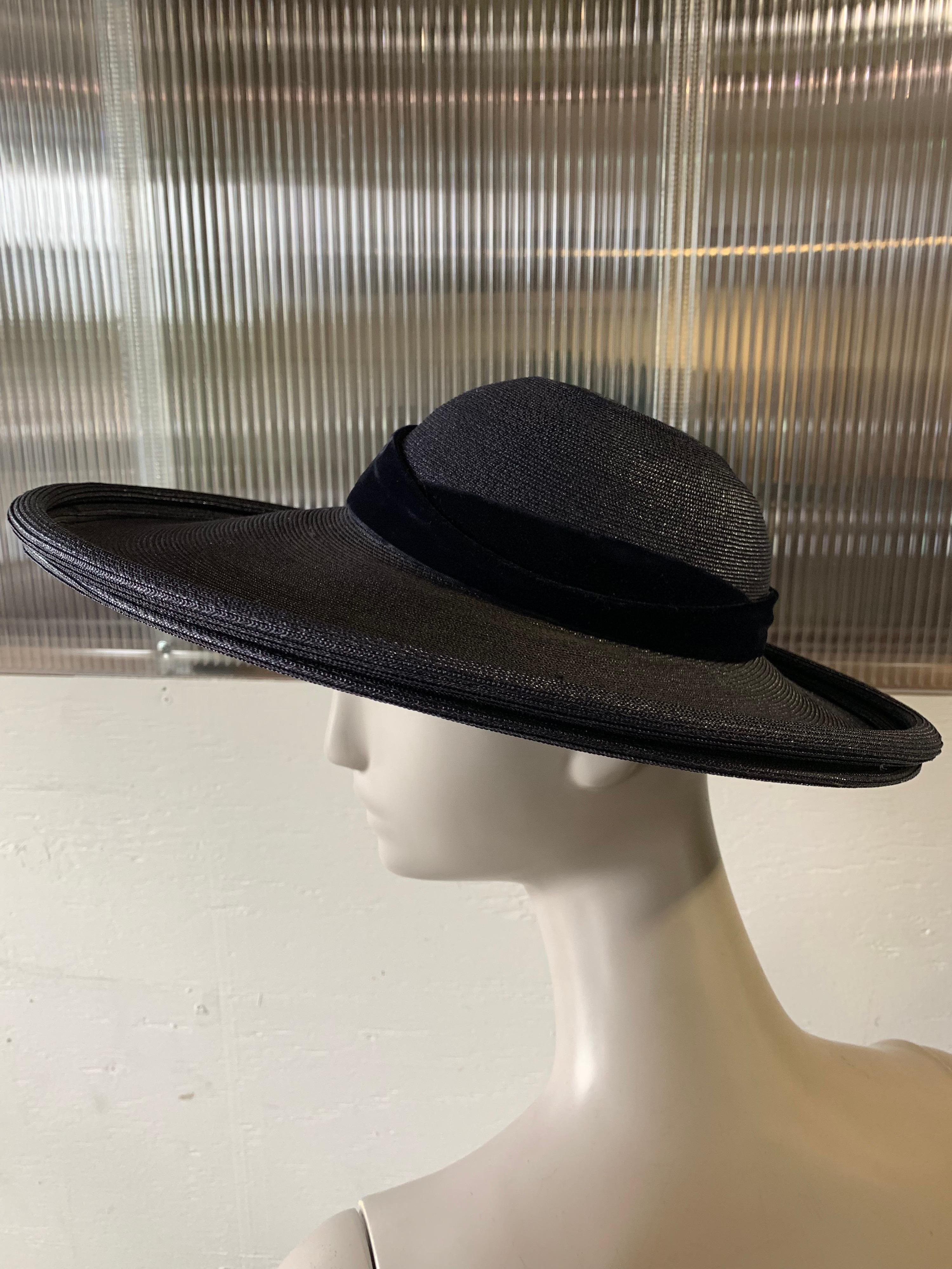 1950s Patrice Model Navy Blue Straw Cartwheel Hat W/ Double-Layered Brim In Excellent Condition In Gresham, OR
