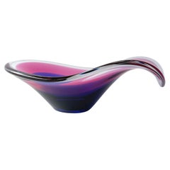 1950s Paul Kedelv Coquille Flygsfors Art Glass Decorative Bowl