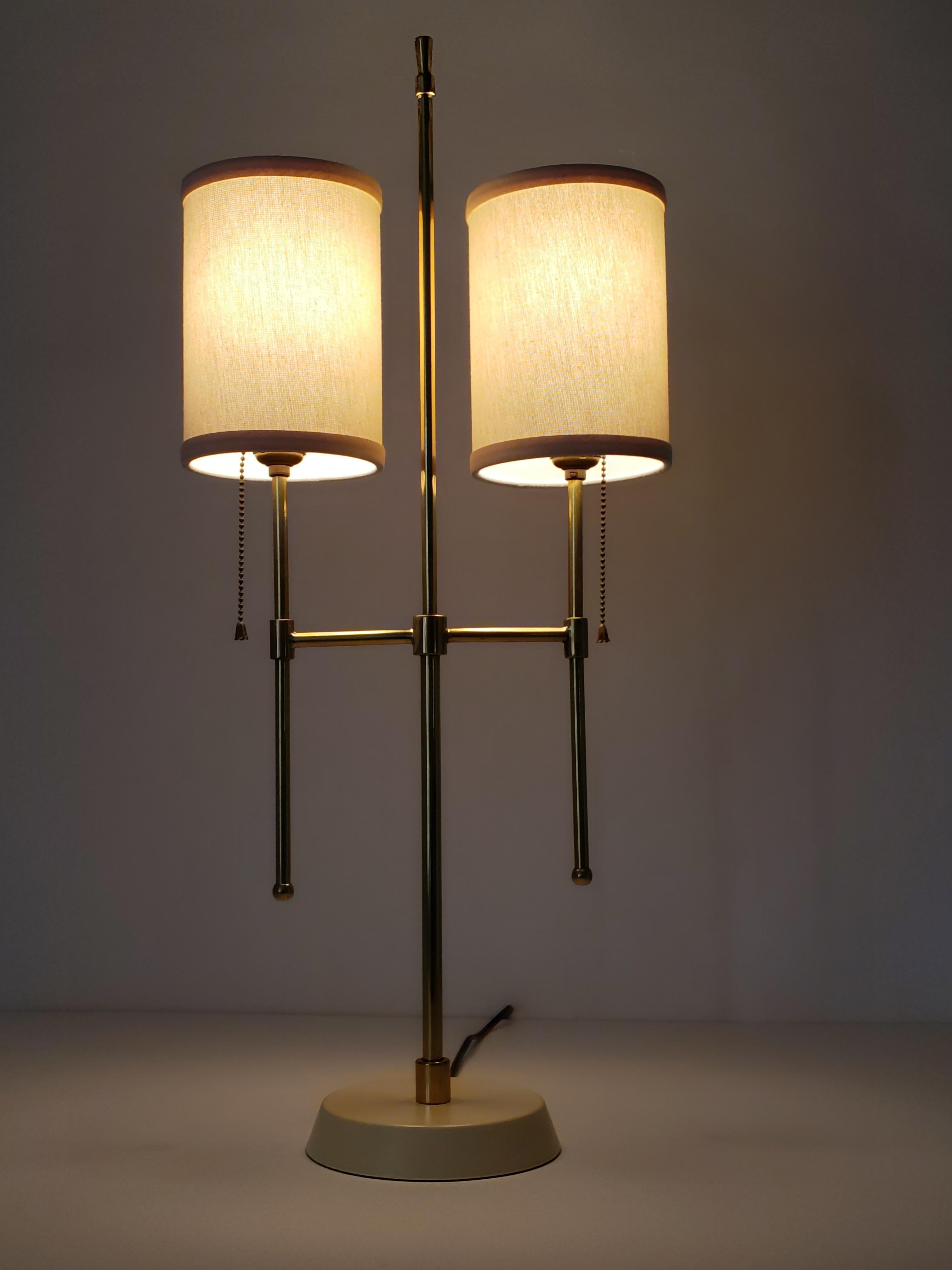 1950s In the manners of Paul McCobb , Twin Shade Brass Table Lamp, USA 2