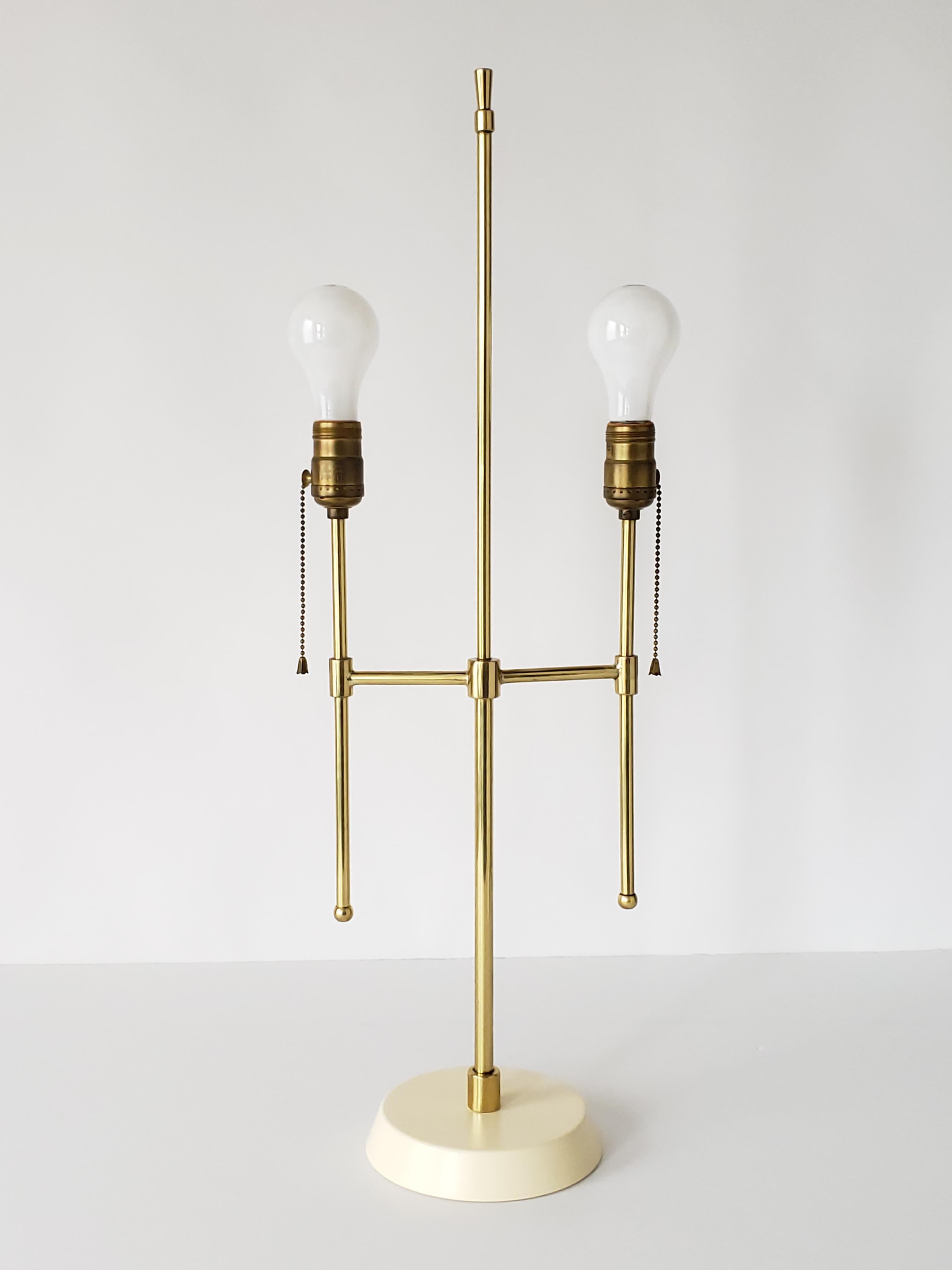 Metal 1950s In the manners of Paul McCobb , Twin Shade Brass Table Lamp, USA