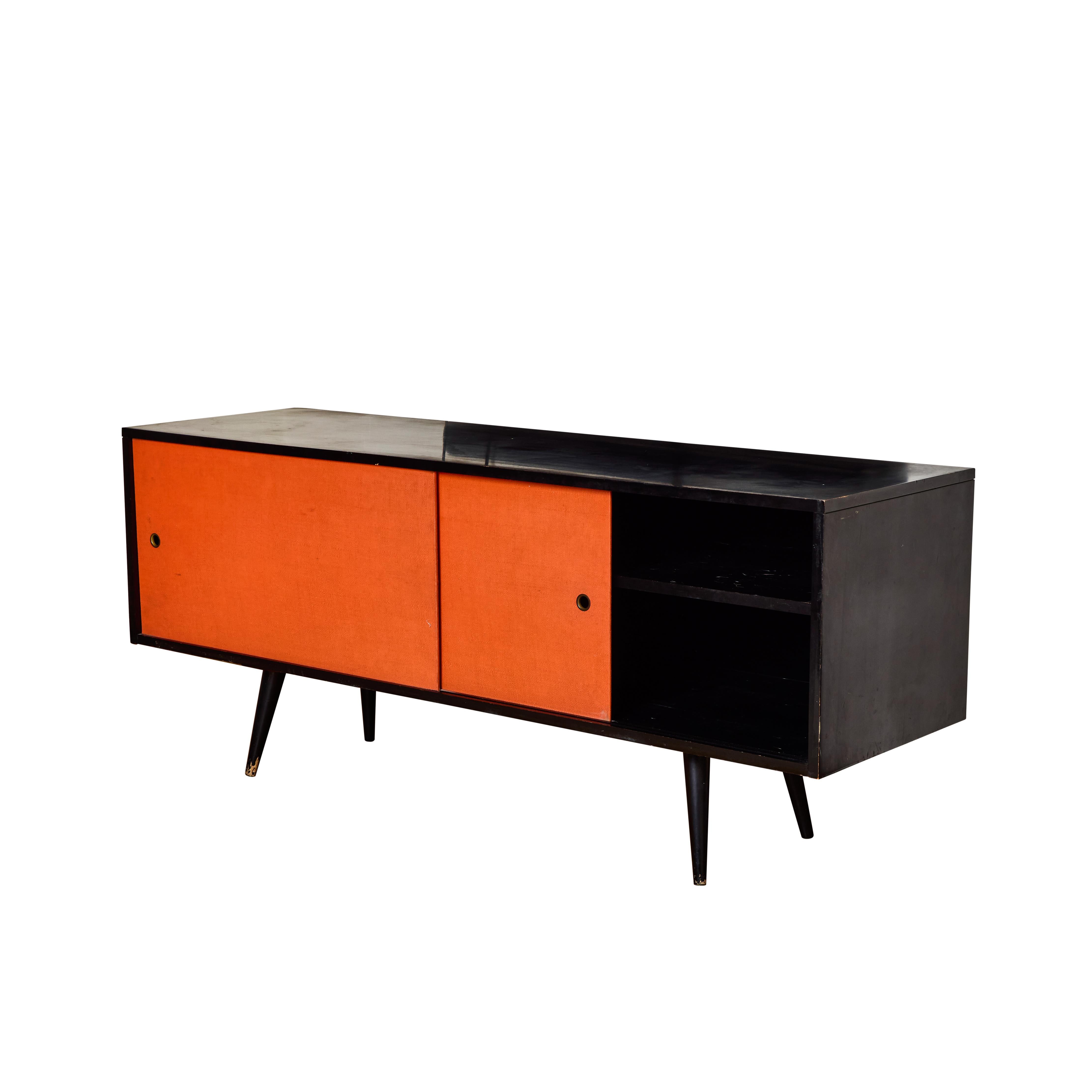 Americano Credenza arancione e nera Paul McCobb del 1950 per Planner Group in vendita