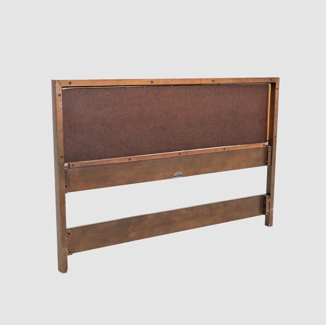Tête de lit en bois foncé et vinyle de Paul McCobb Planner Group, années 1950 en vente 1