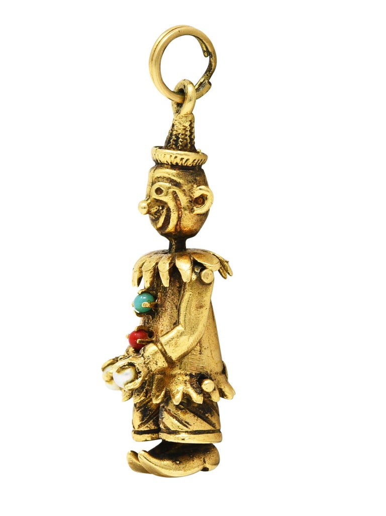 1950's, Pearl Glass 14 Karat Yellow Gold Vintage Juggling Clown Charm In Excellent Condition For Sale In Philadelphia, PA
