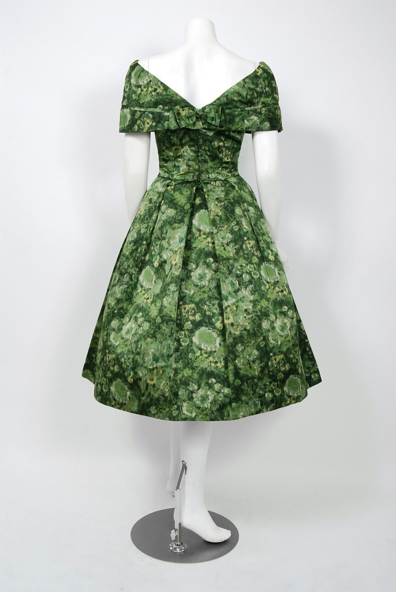 Vintage 1950's Peggy Hunt Green Floral Silk Portrait-Collar Pleated Full Dress  In Good Condition For Sale In Beverly Hills, CA