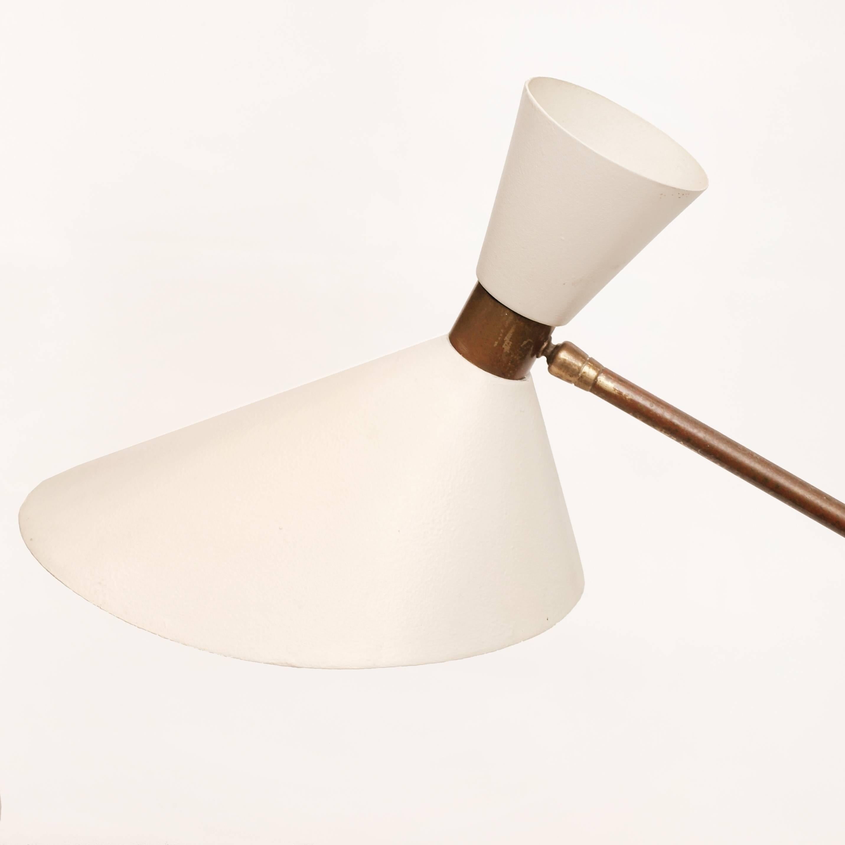 Mid-Century Modern Le lampadaire 