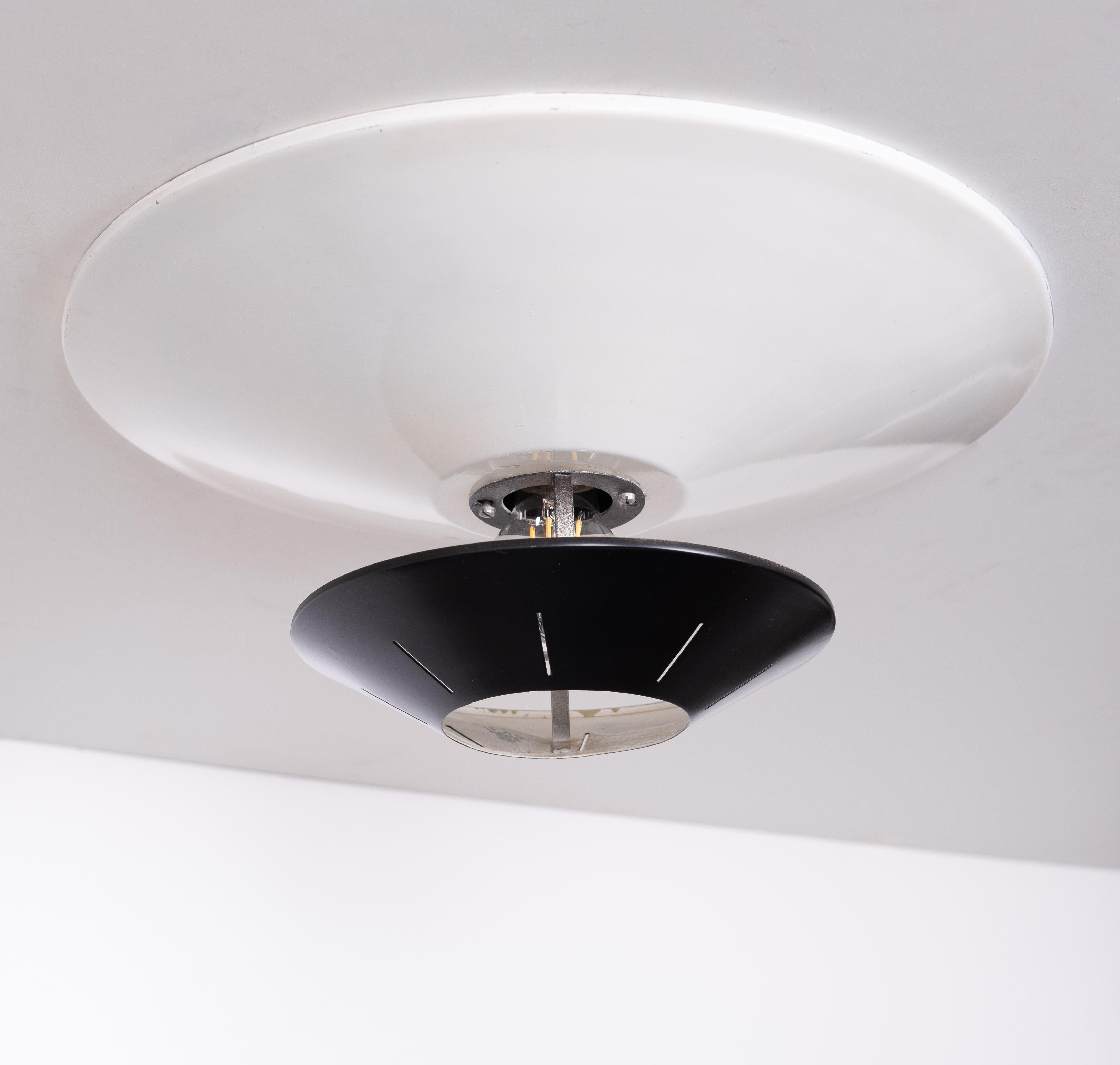 Olandese Lampada a sospensione Louis Kalff del 1950  per Philips Olanda in vendita