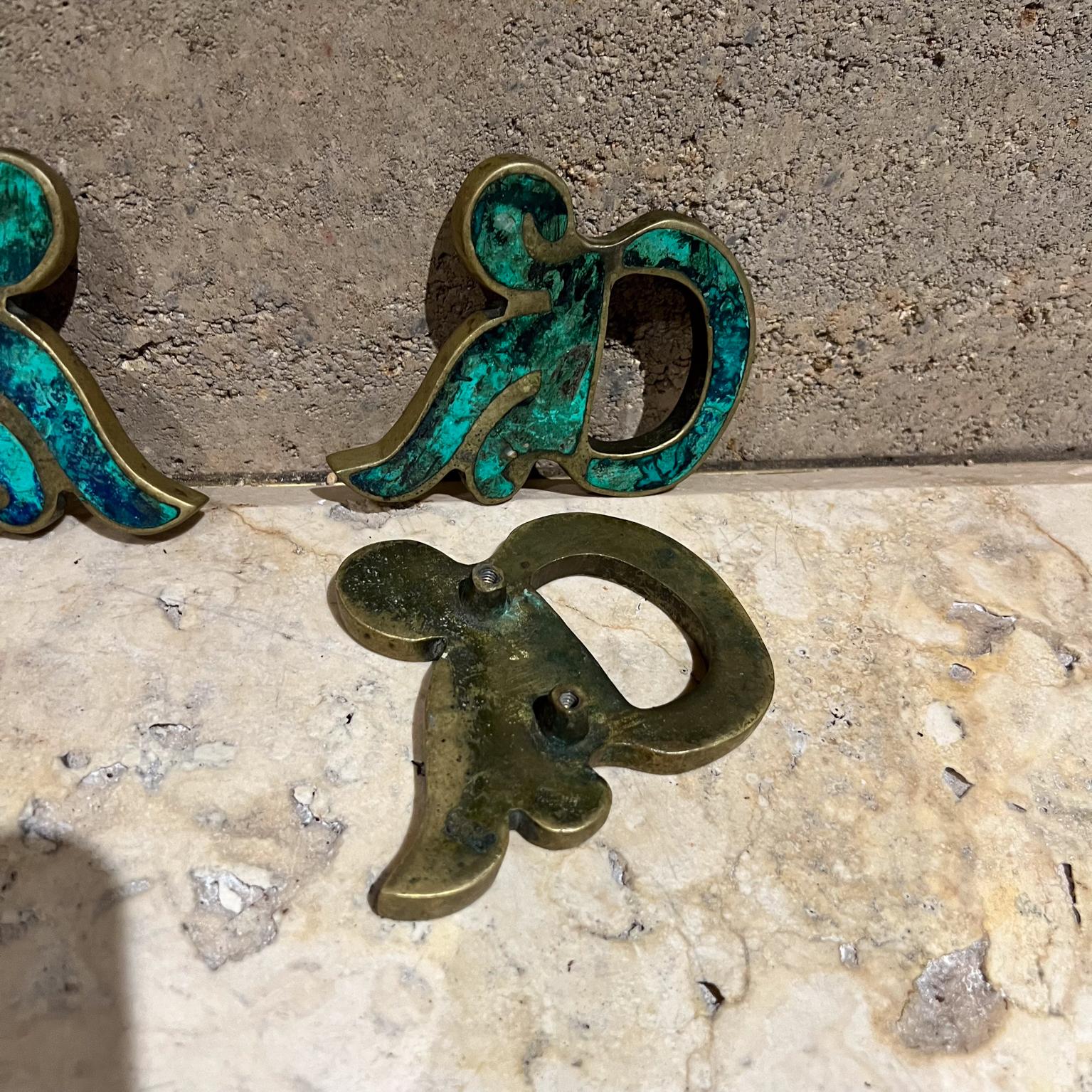 1950s Pepe Mendoza Sculptural Set 4 Pull Handles Mayan Revival In Good Condition In Chula Vista, CA