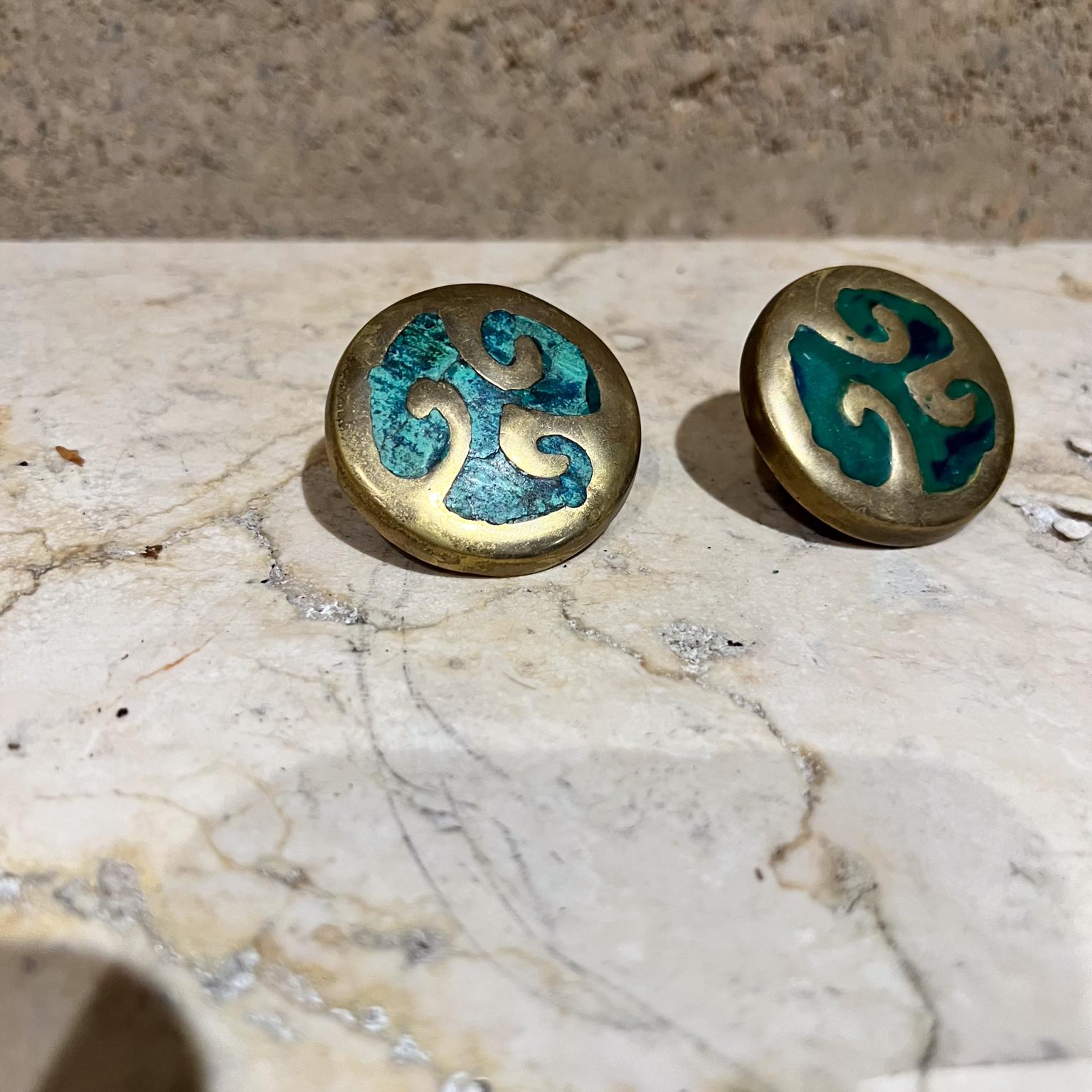 Mid-Century Modern 1950s Pepe Mendoza Set Two Round Pull Knobs Mayan  Malachite Revival Mexique en vente