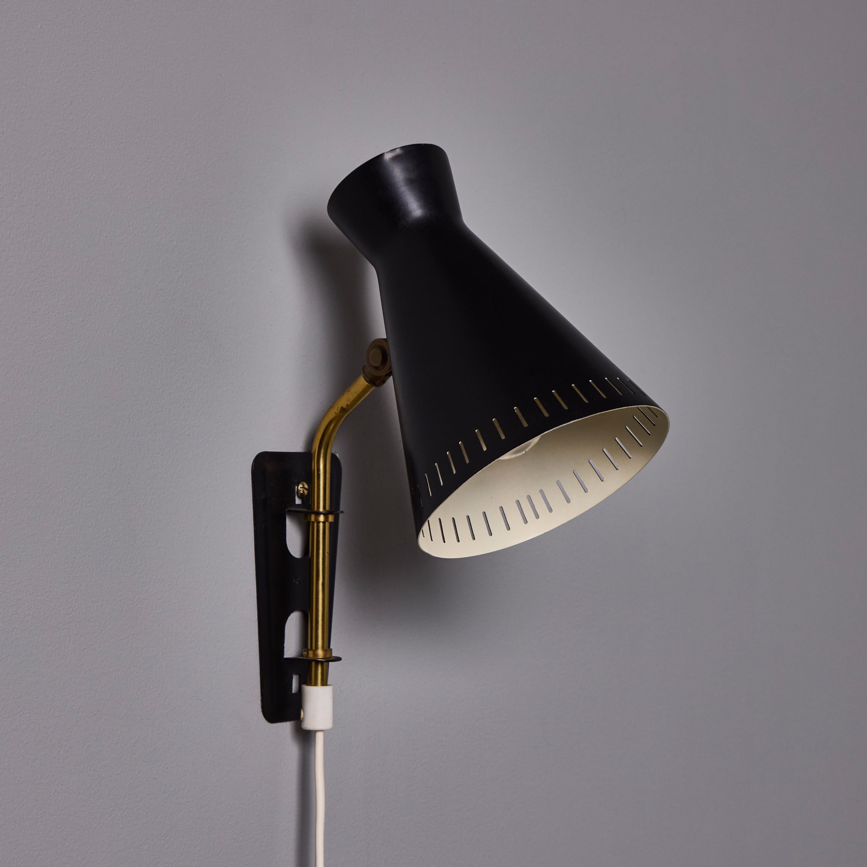 1950s Perforated Metal Diabolo Plug-In Wall Lamp Attributed to Mauri Almari en vente 2