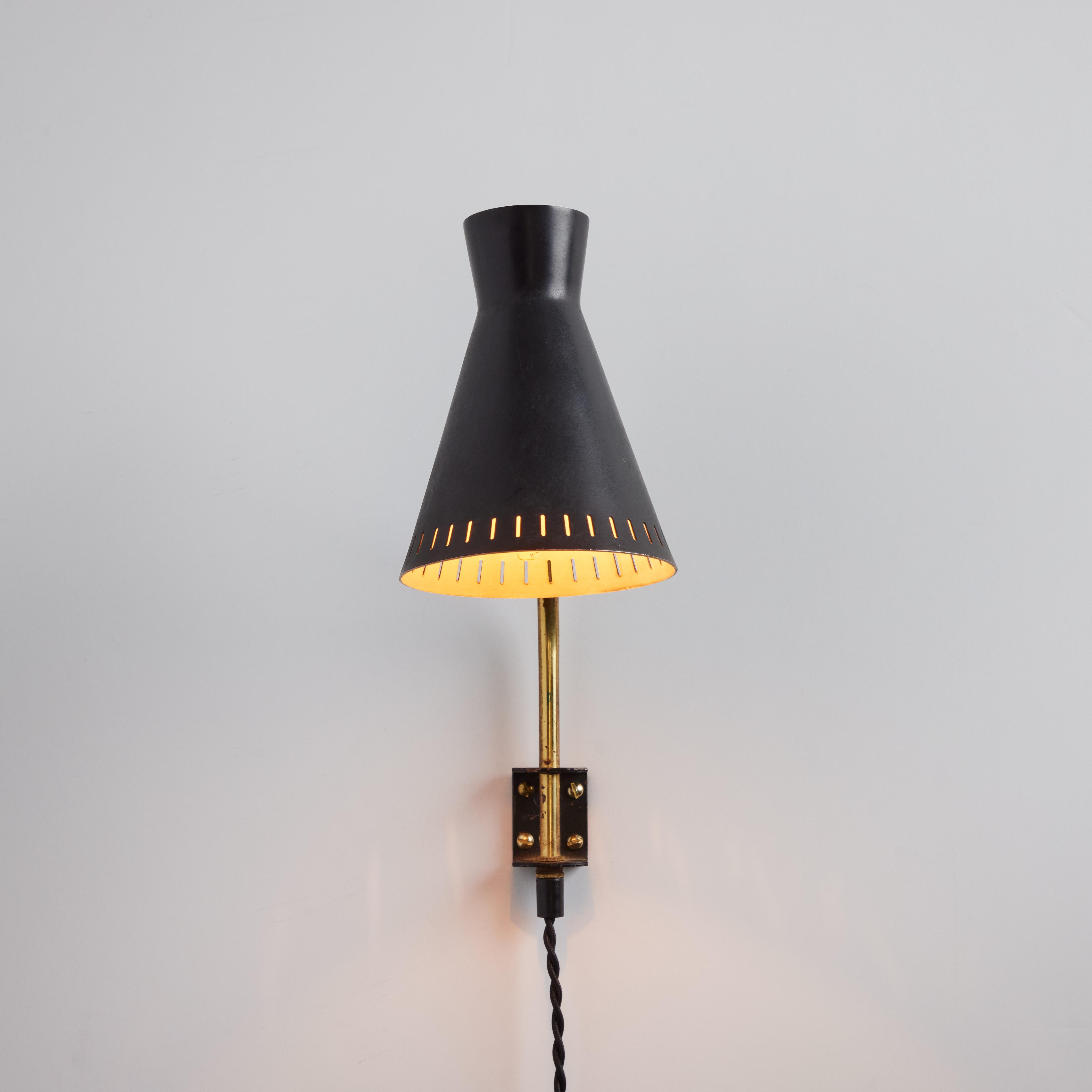 1950s Perforated Metal Diabolo Plug-In Wall Lamp Attributed to Mauri Almari For Sale 2