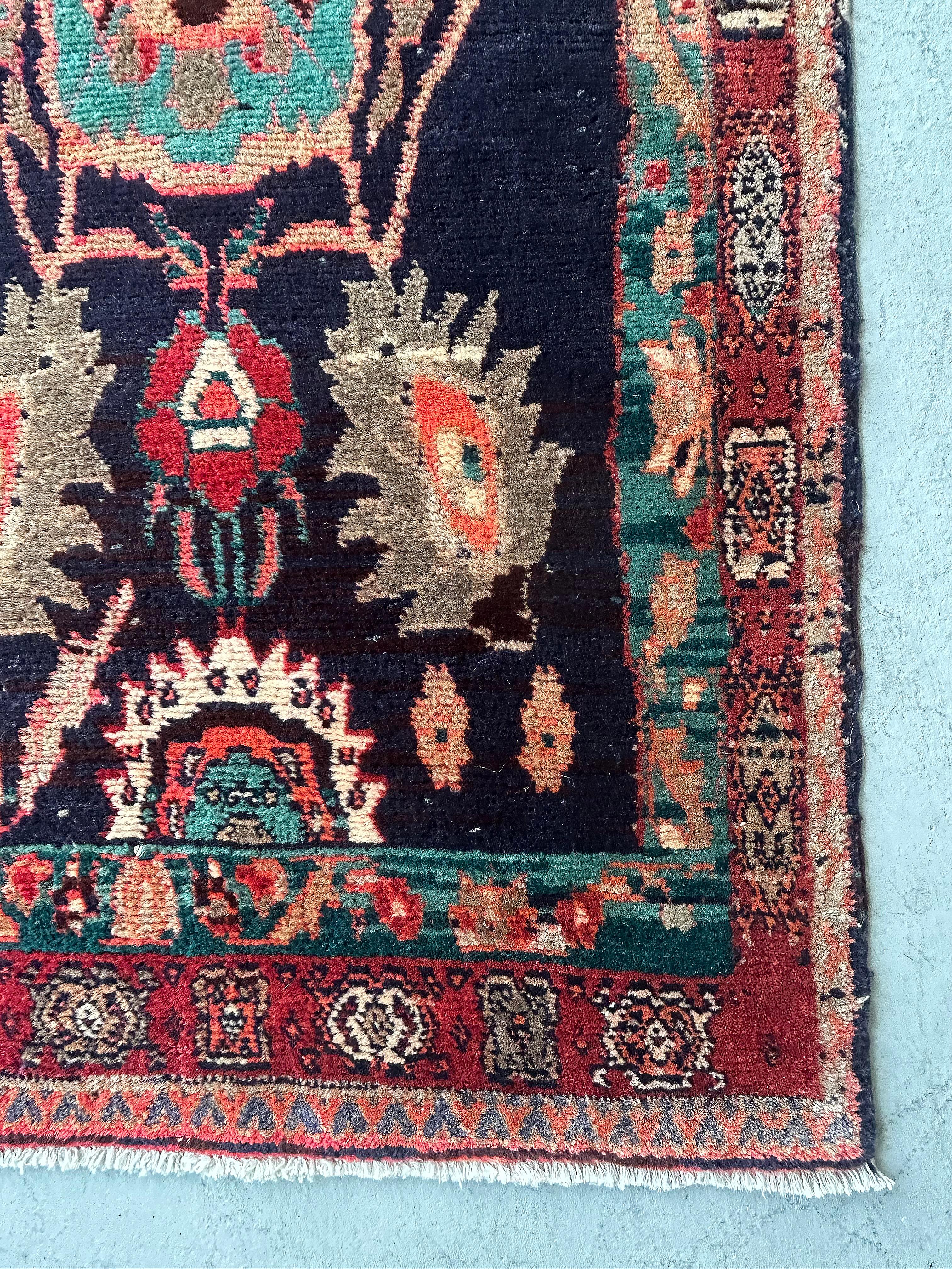 1950 Persa Tejida a Mano Alfombra Tribal de Lana de Hamadán 8'4
