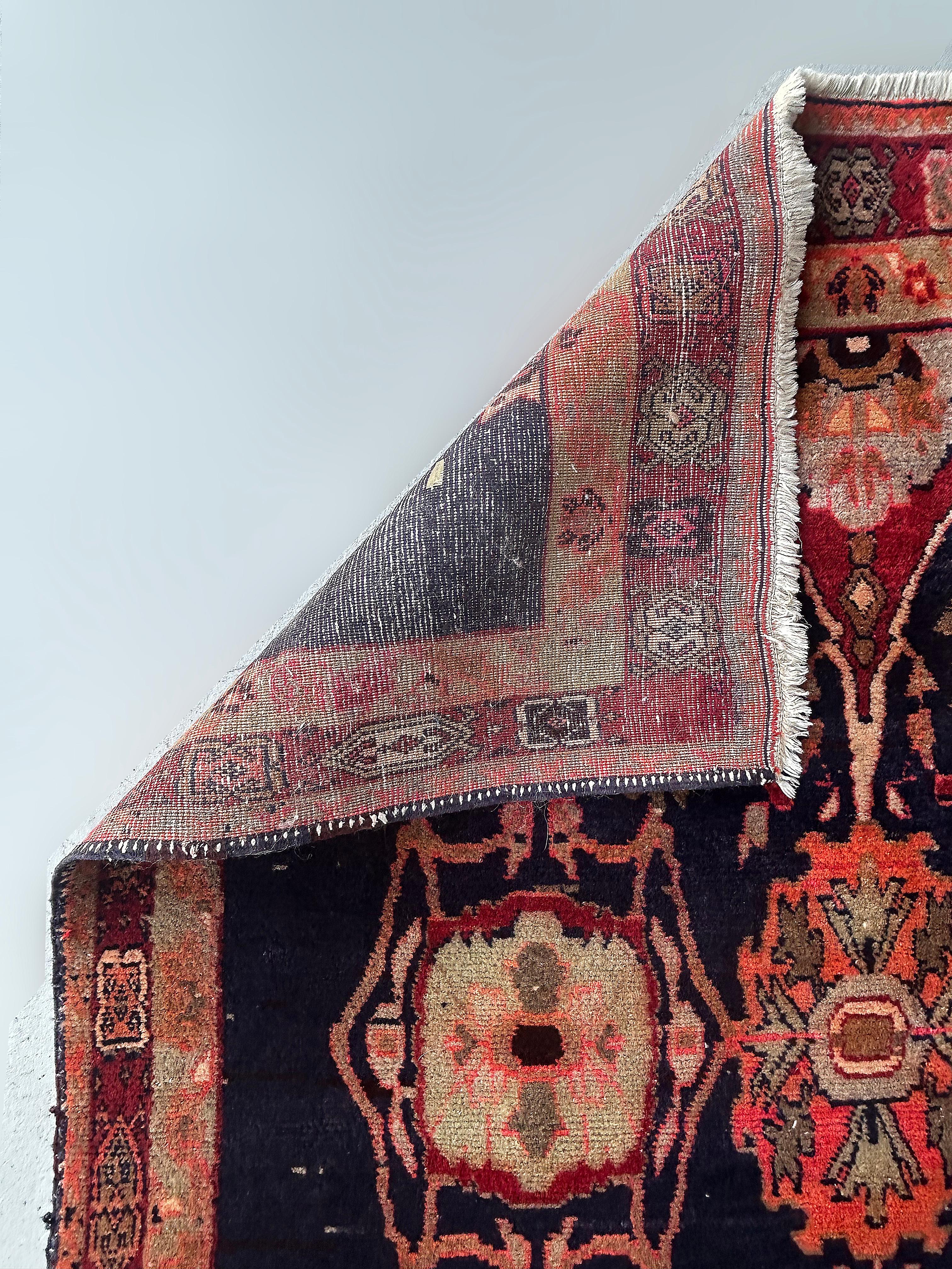 1950 Persa Tejida a Mano Alfombra Tribal de Lana de Hamadán 8'4