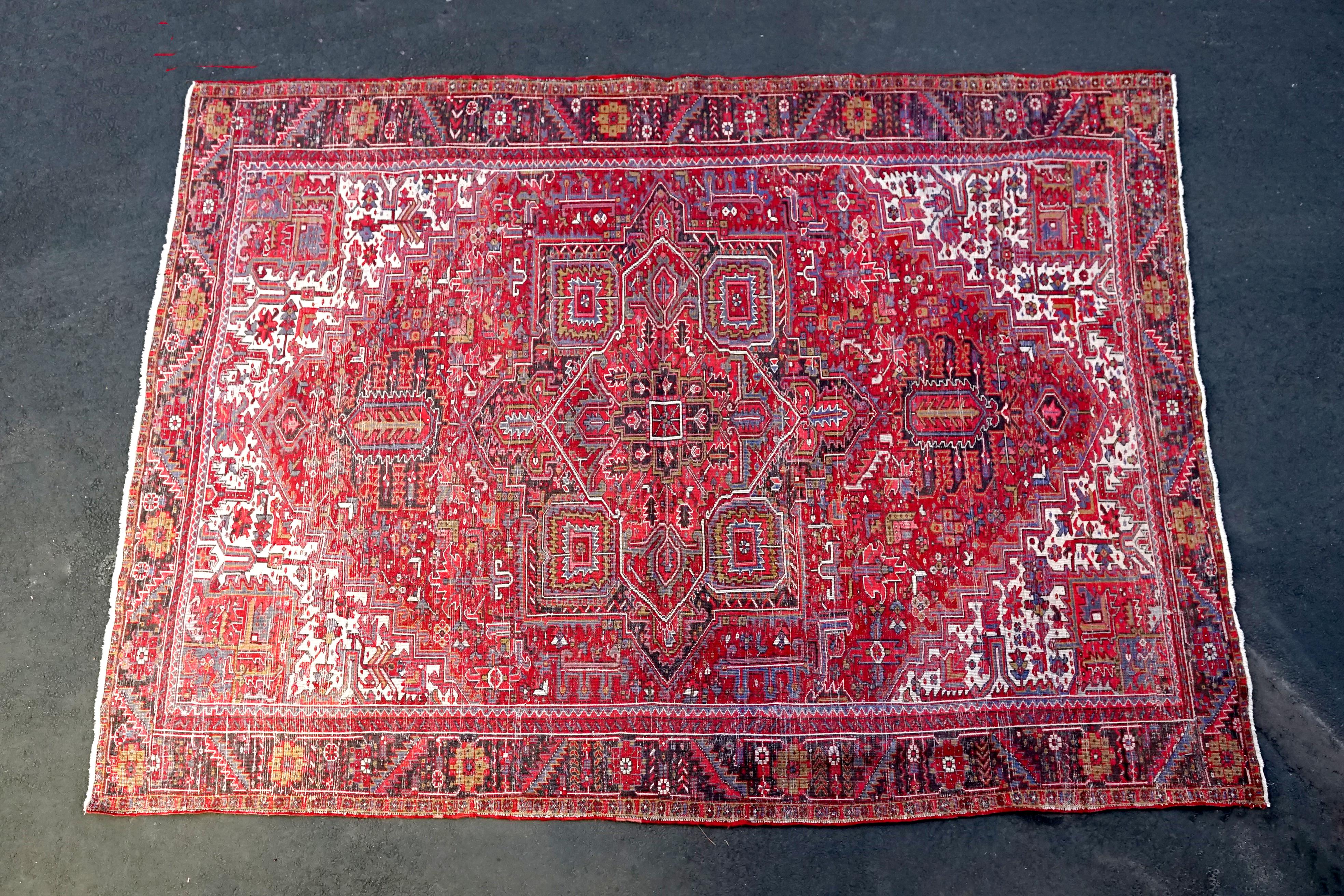 1950s, Persian Heriz Mid-Century Carpet in Red, Blue, Ivory For Sale 2