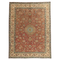 Tapis de galerie persan vintage de Tabriz avec scène de chasse et style médiéval