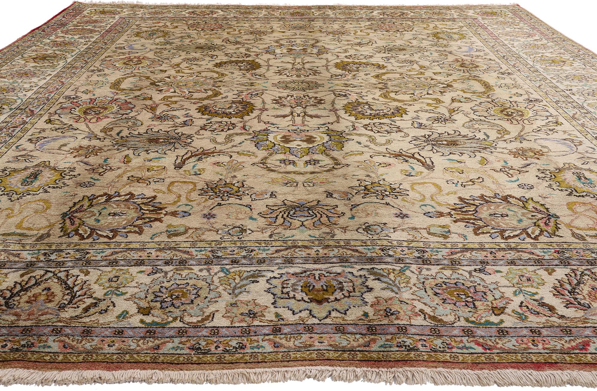 Perse Tapis persan vintage de Tabriz avec tapis de style cottage provincial français en vente
