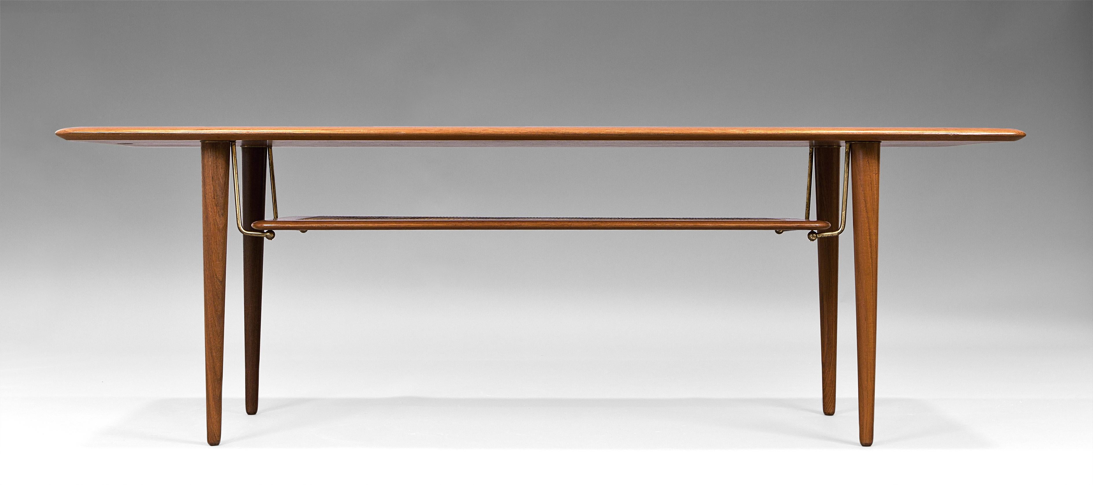 1950er Jahre Peter Hvidt & Orla Mlgaard FD 516 Couchtisch aus Teakholz (Dänisch)