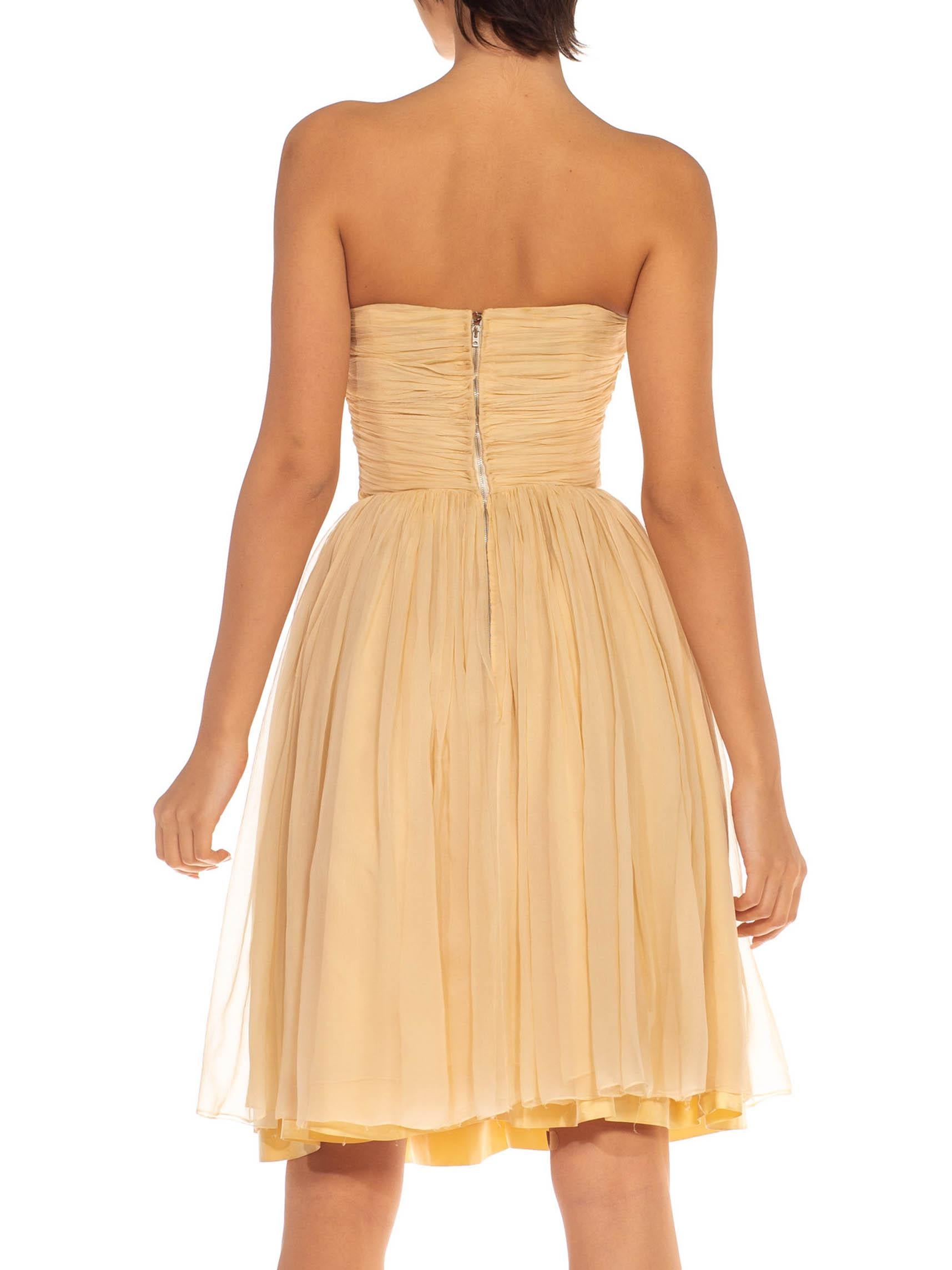 1950S Pierre Balmain Ivory Silk Chiffon Ruched Strapless Cocktail Dress For Sale 1