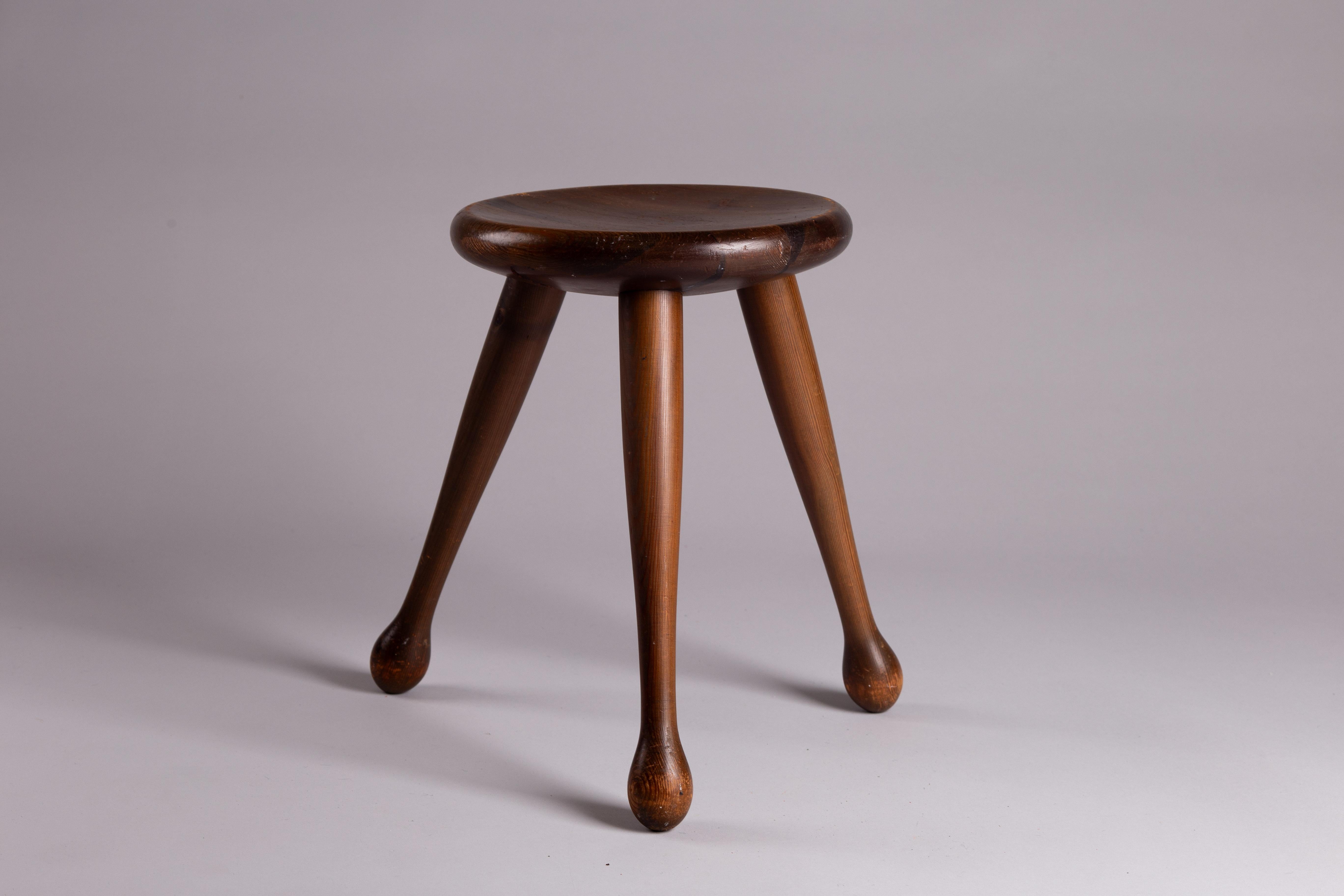 Pin Tabouret en pin des années 1950, Möbelkompaniet Ahl & Wallén, Suède en vente