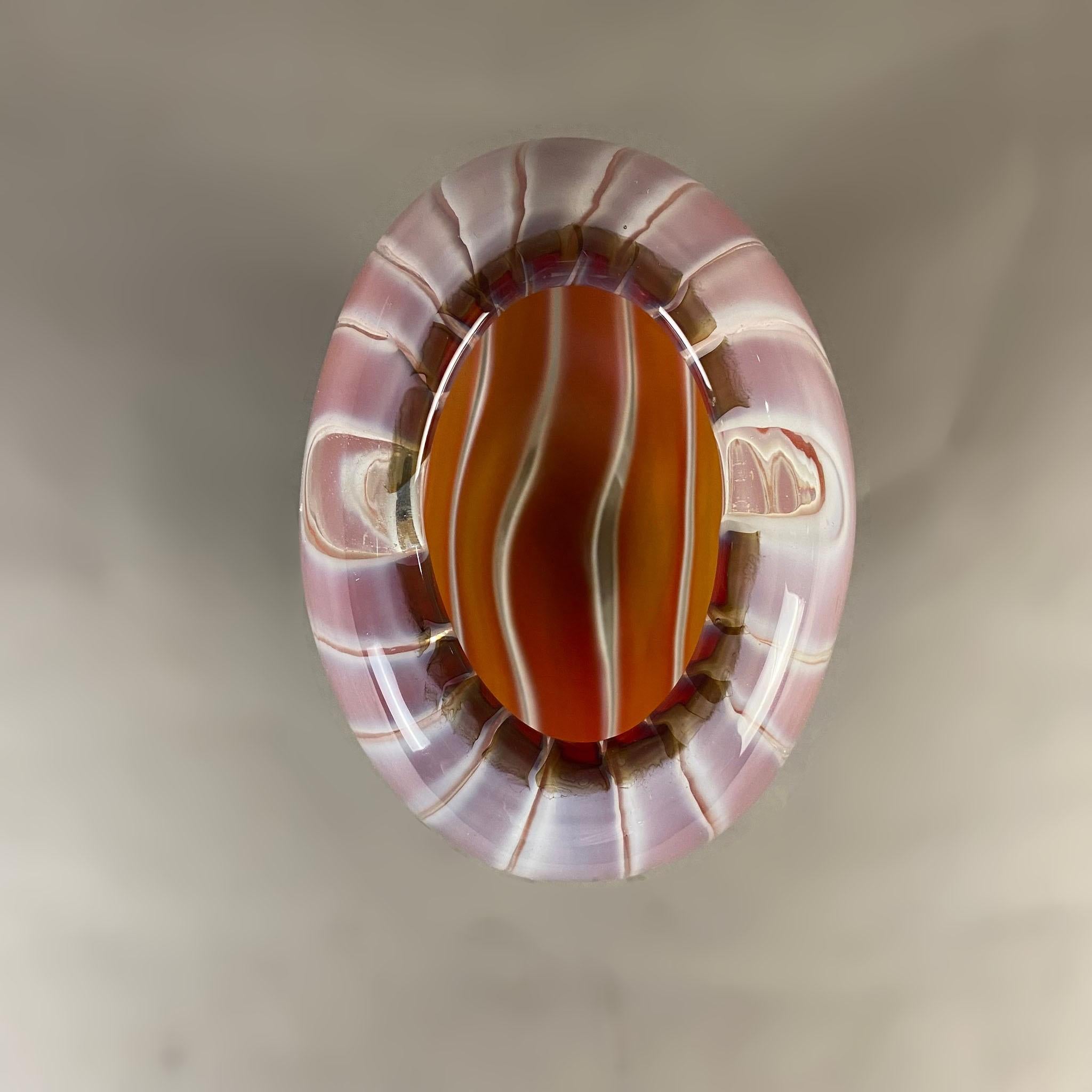 Rosa Blumenvase aus den 1950er Jahren im Stil von Vicke Lindstrands 